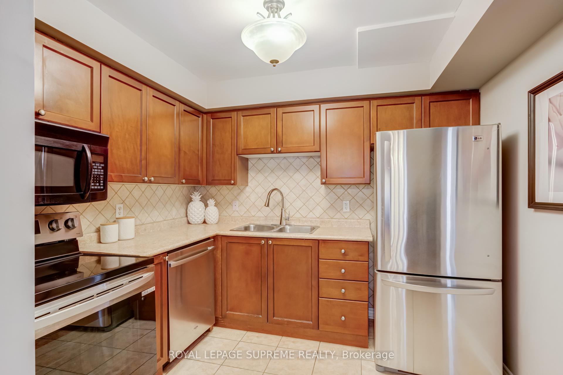 64 Sidney Belsey Crescent 307