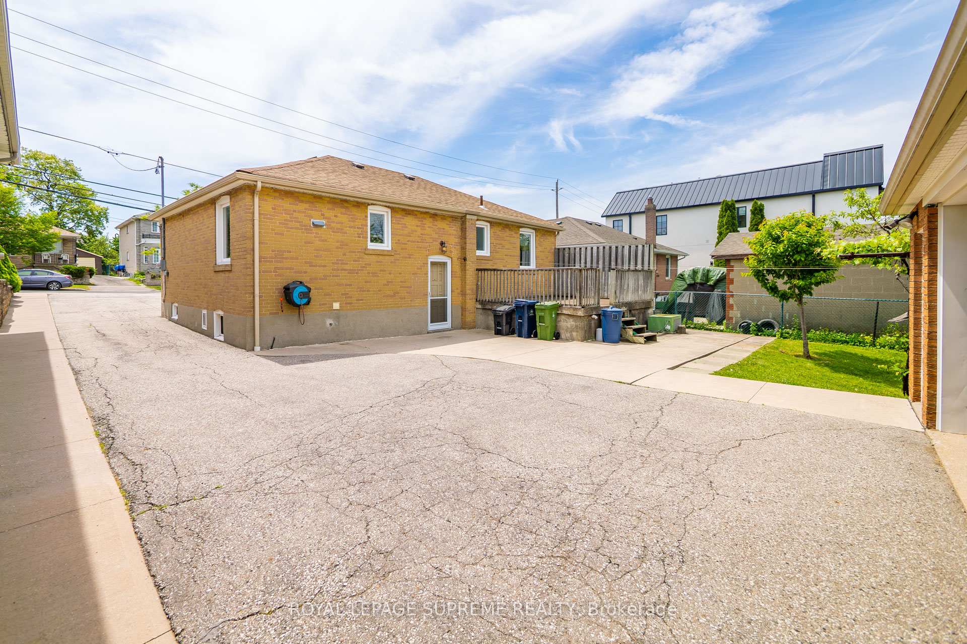 376 Rustic Road