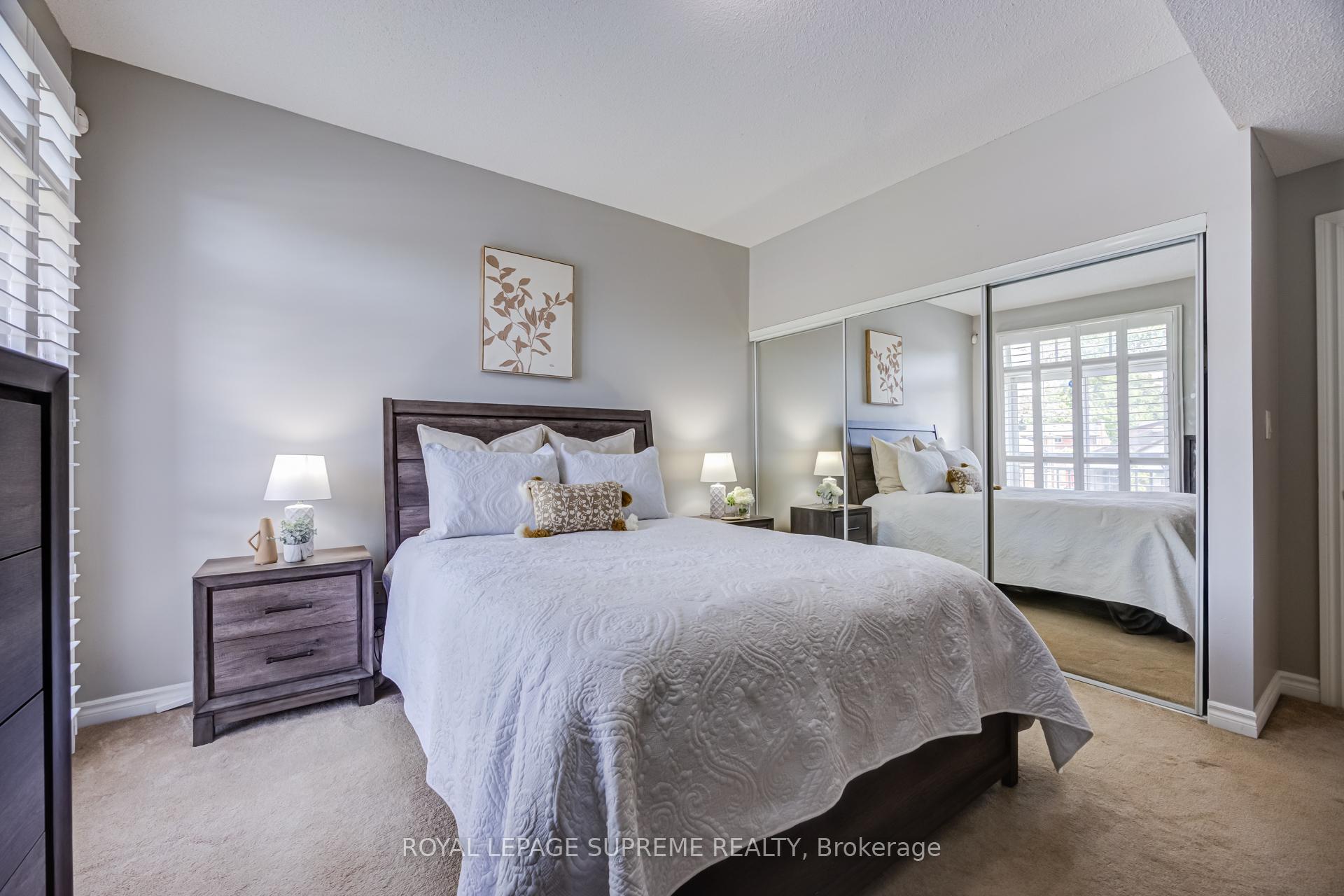 1949 Lawrence Avenue W 15