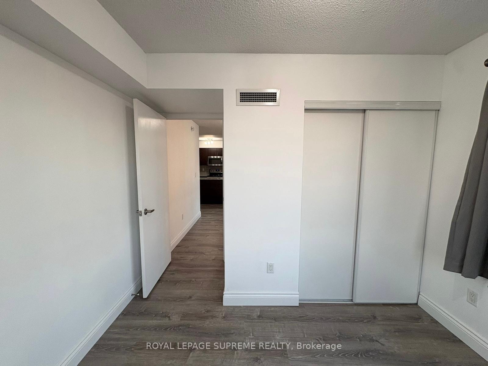 1420 Dupont Street 2102