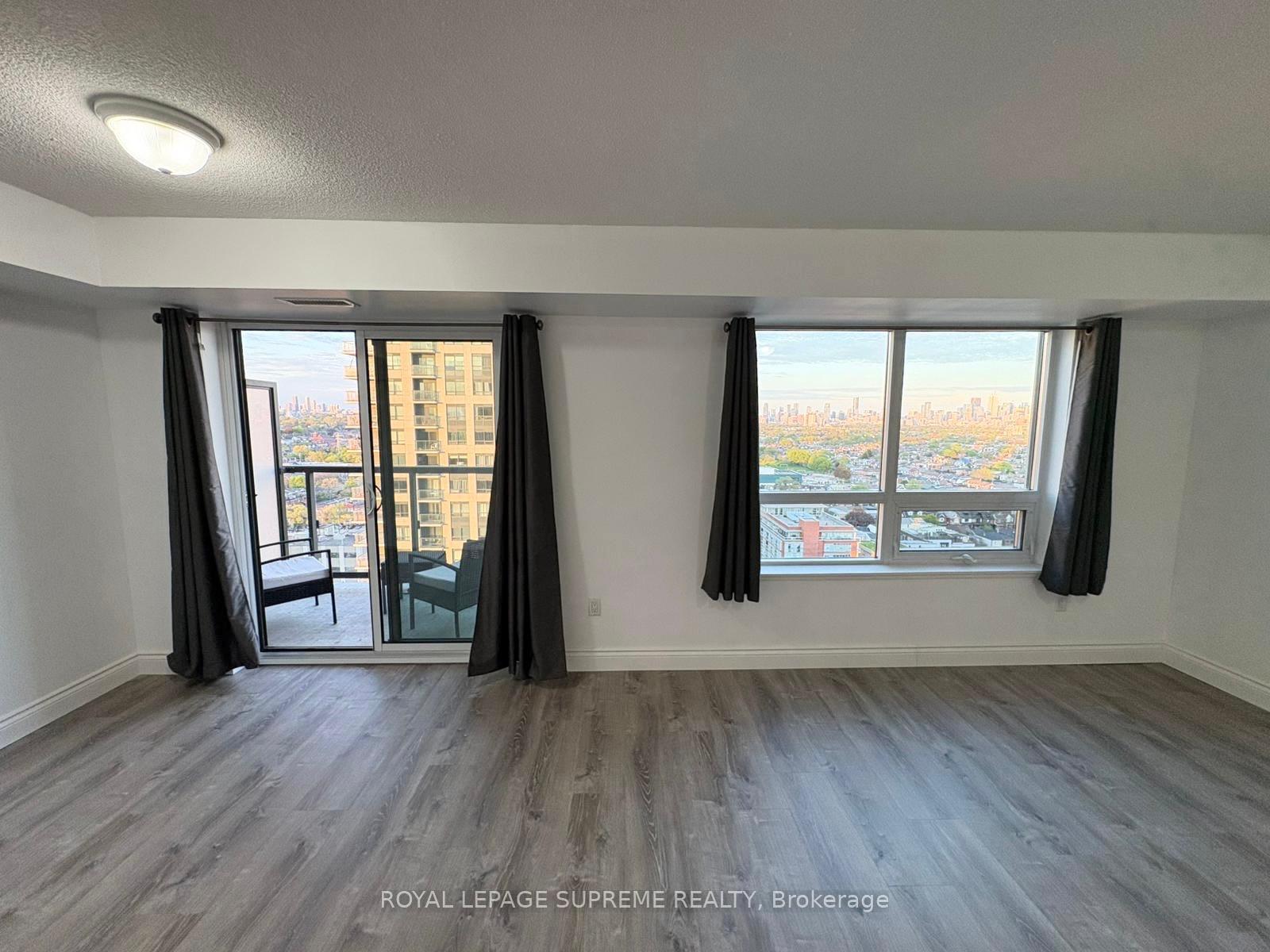 1420 Dupont Street 2102