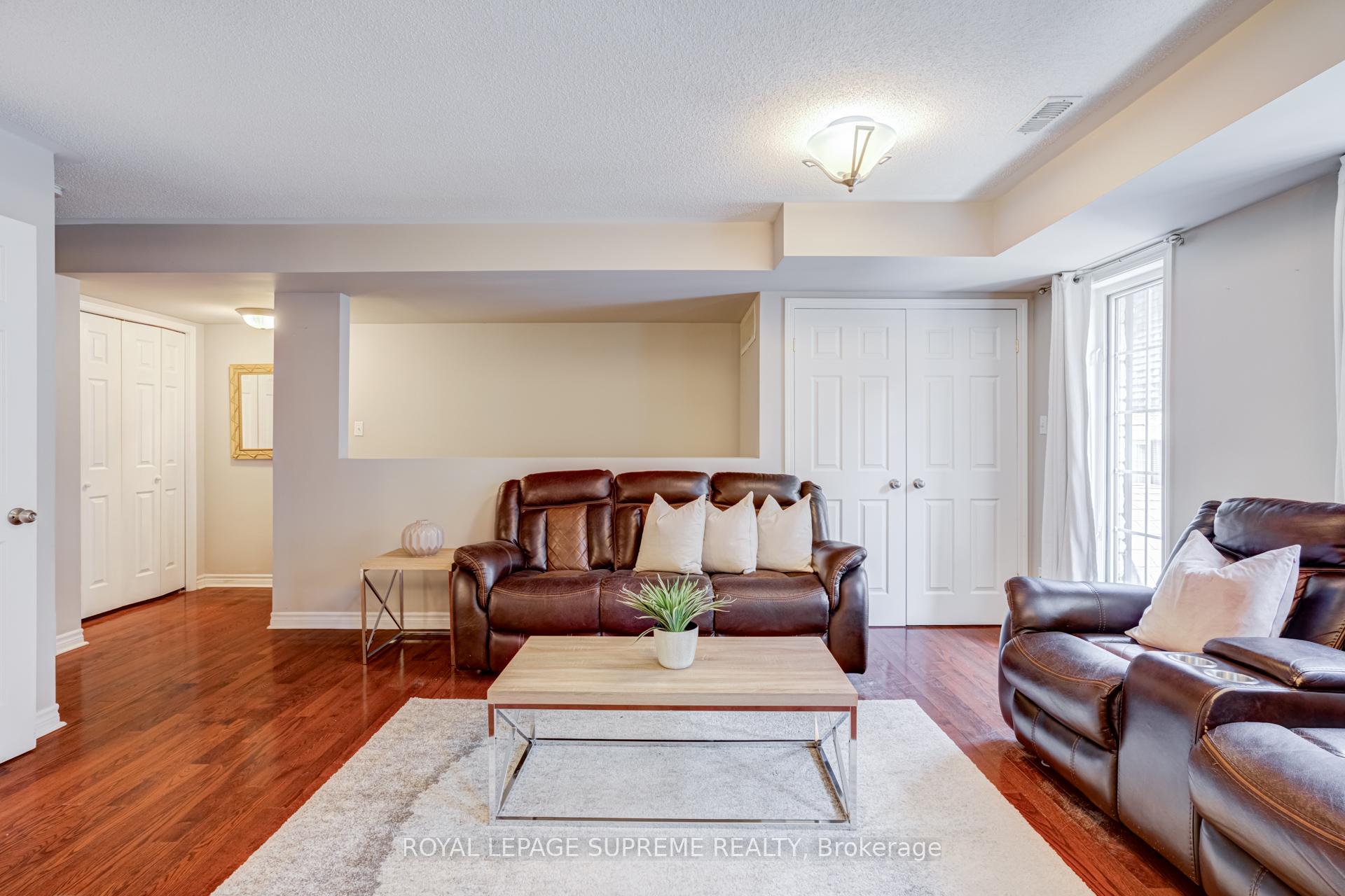 64 Sidney Belsey Crescent 307