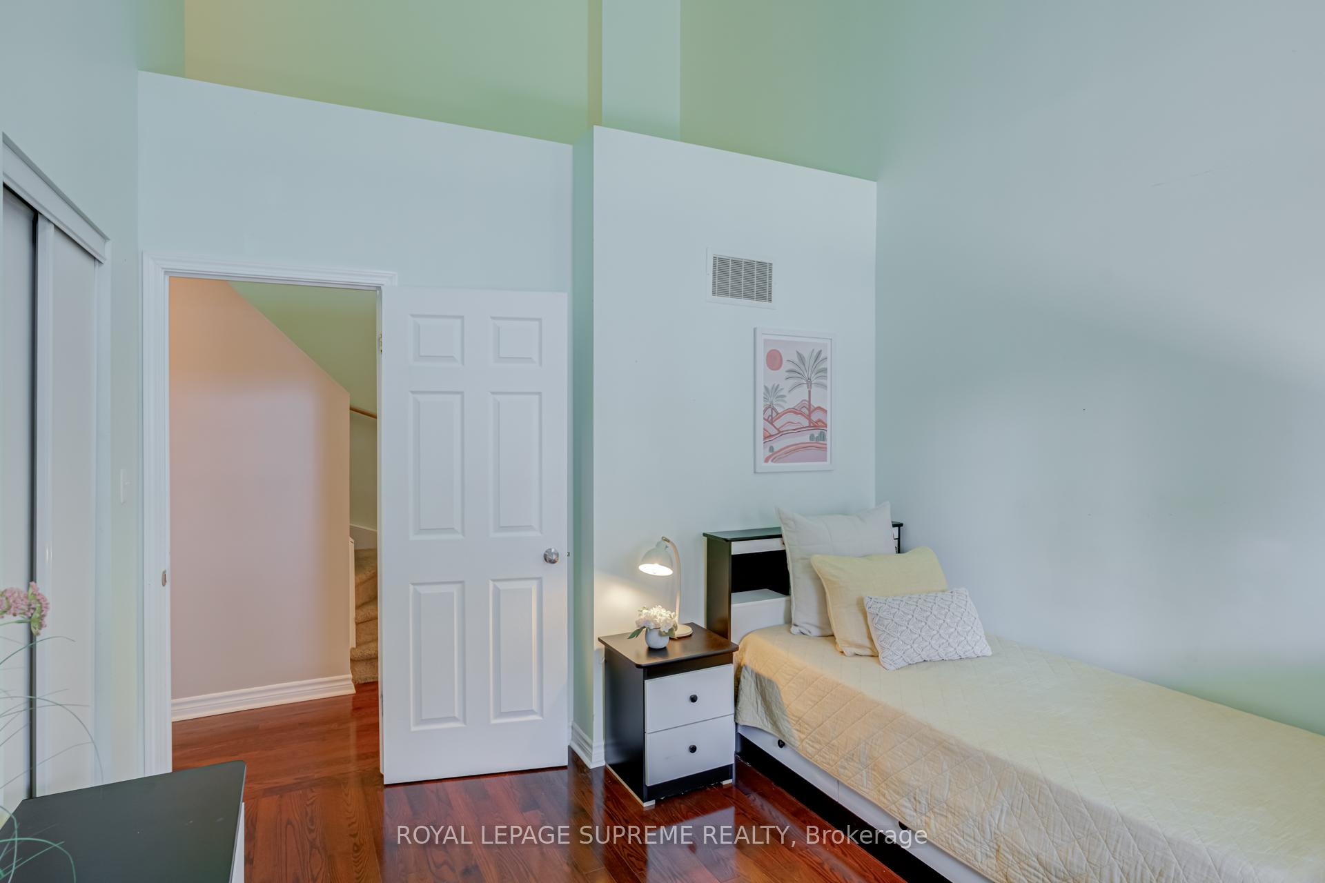64 Sidney Belsey Crescent 307