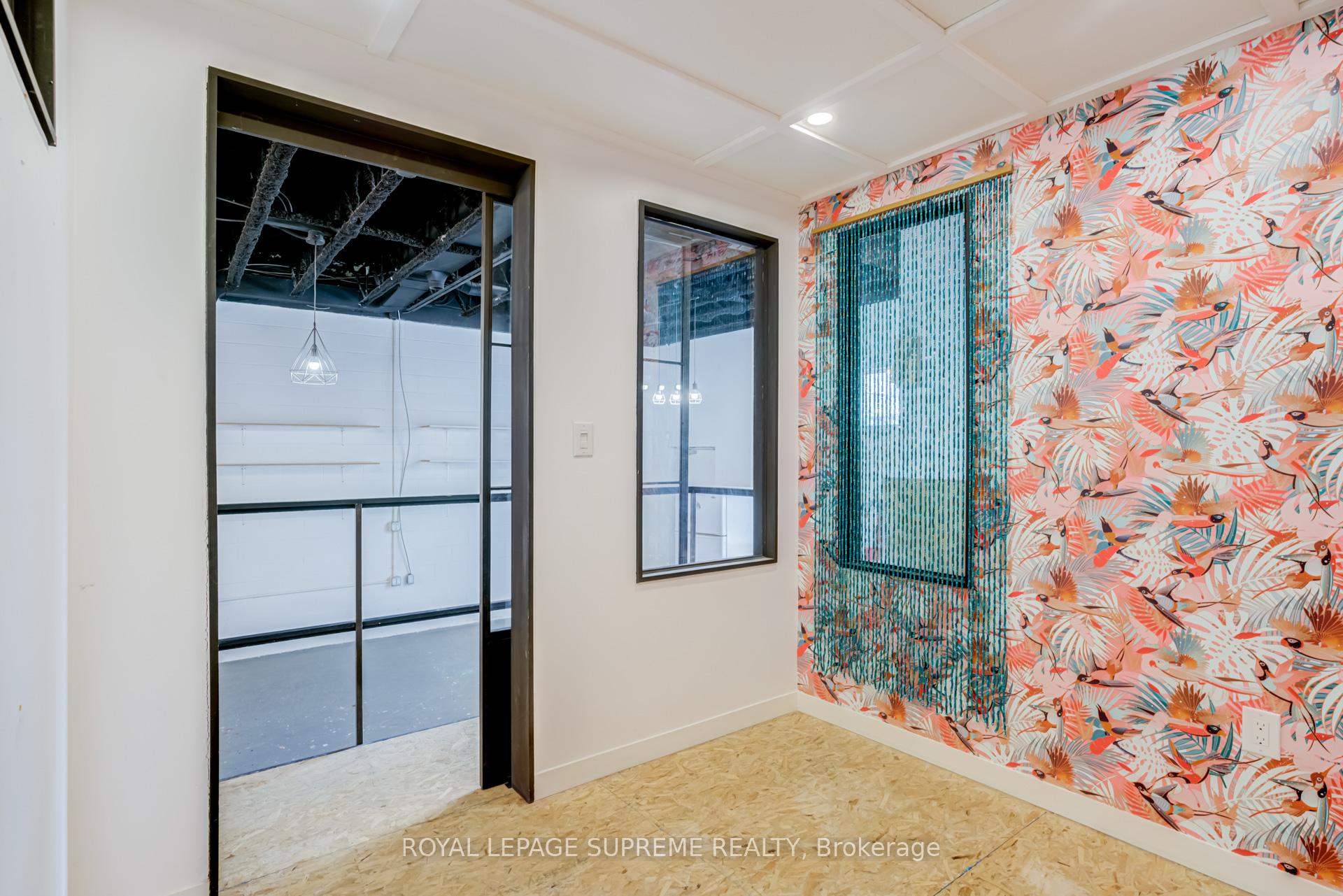 1444 Dupont Street 6