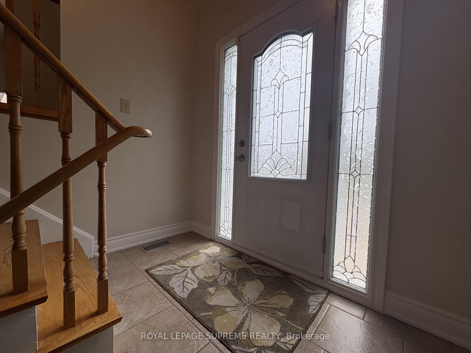 966 Lovingston Crescent