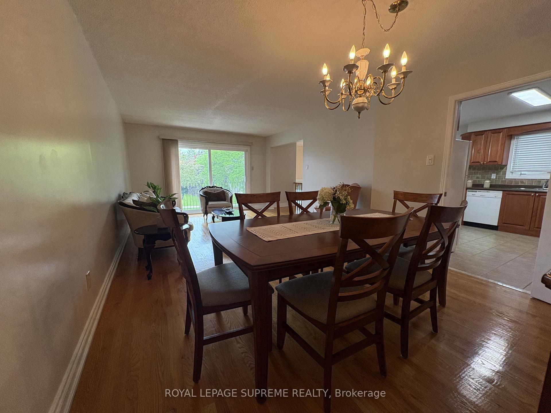 966 Lovingston Crescent