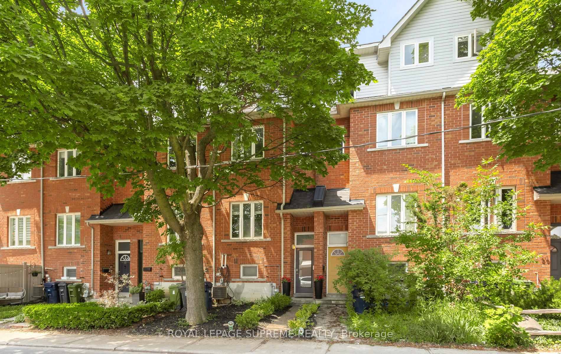 16 Lightbourn Avenue