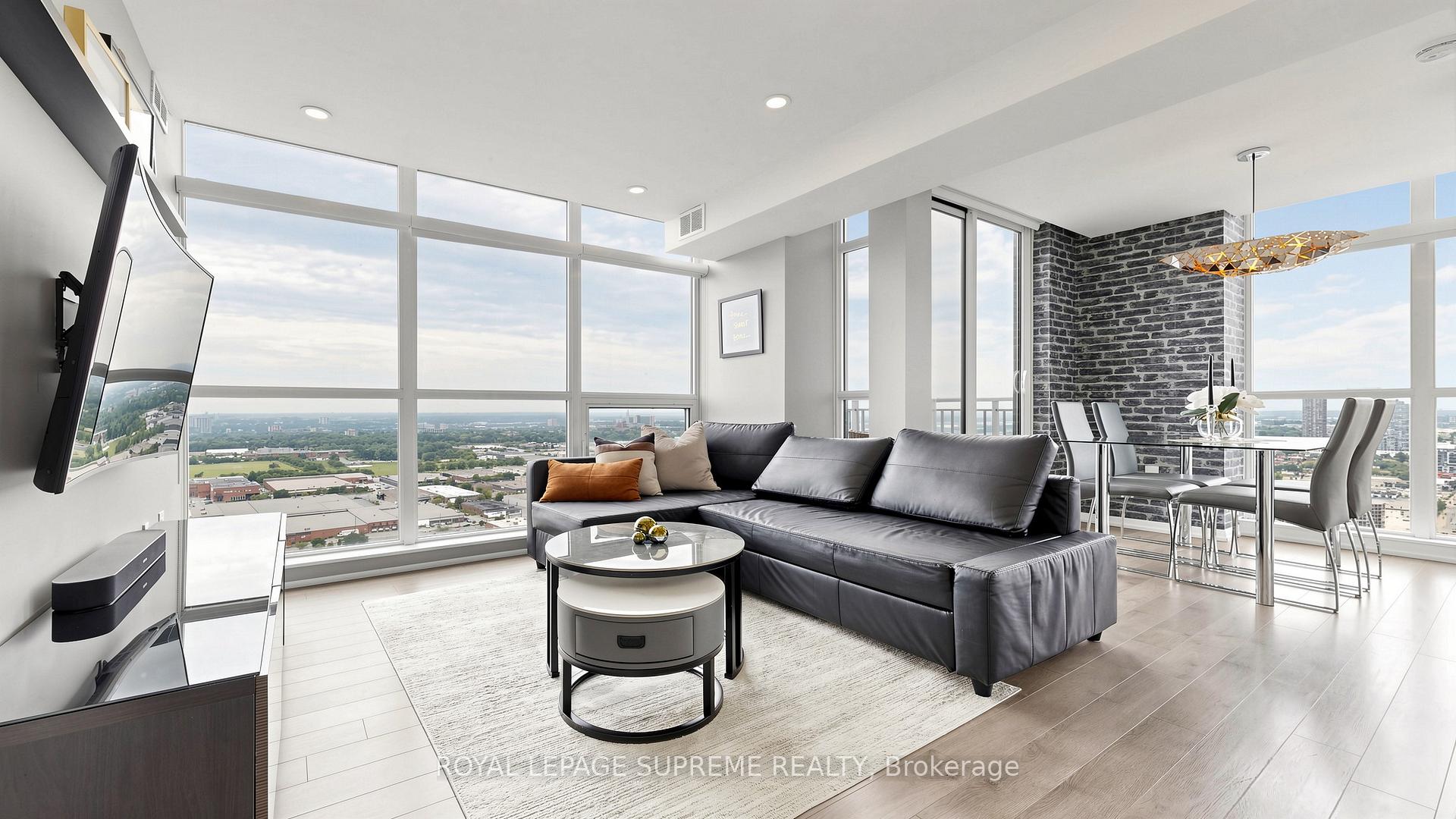 830 W Lawrence Avenue W 2702, Toronto Unit: 2702