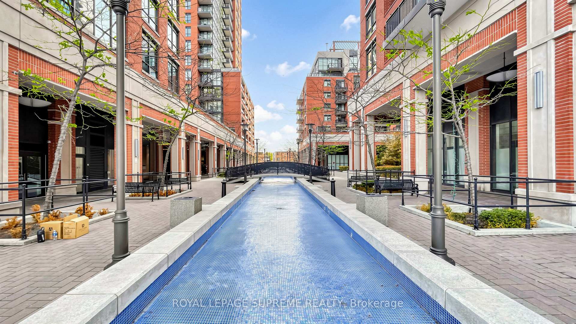 830 W Lawrence Avenue W 2702, Toronto Unit: 2702