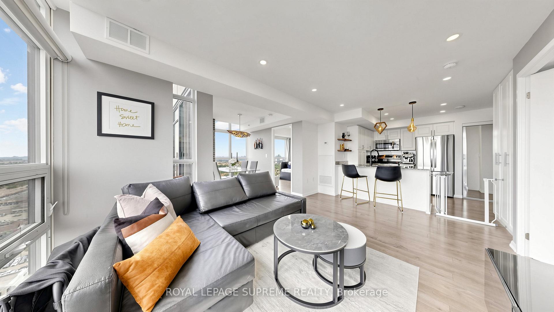 830 W Lawrence Avenue W 2702, Toronto Unit: 2702