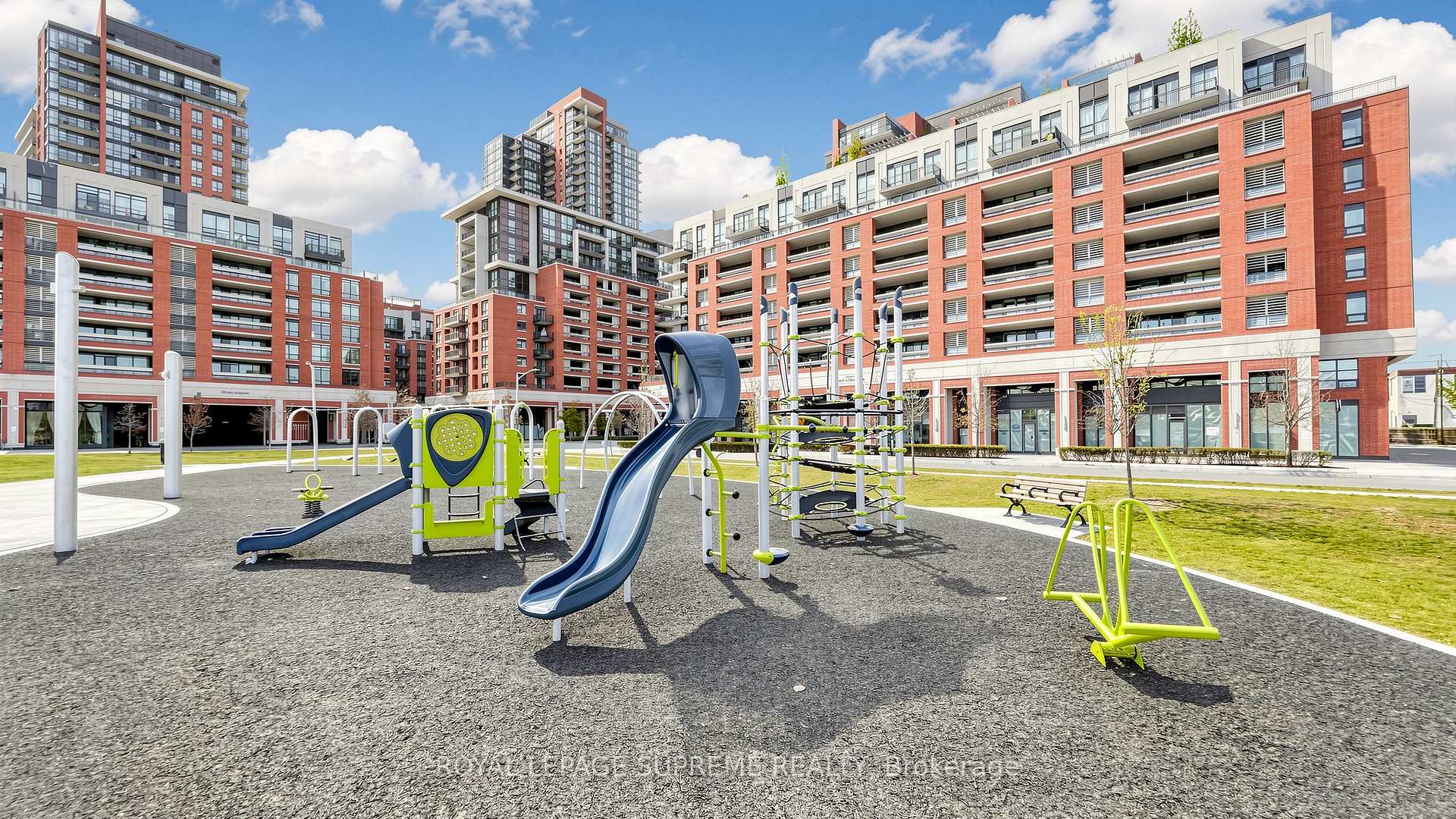 830 W Lawrence Avenue W 2702, Toronto Unit: 2702