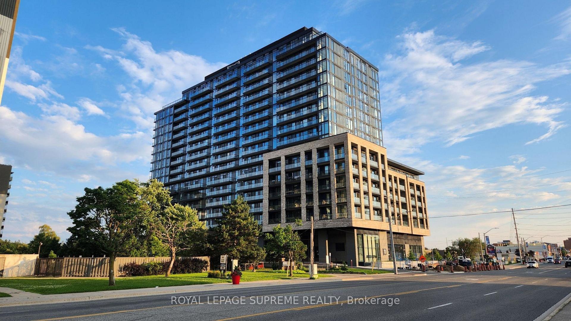 86 Dundas Street E 402
