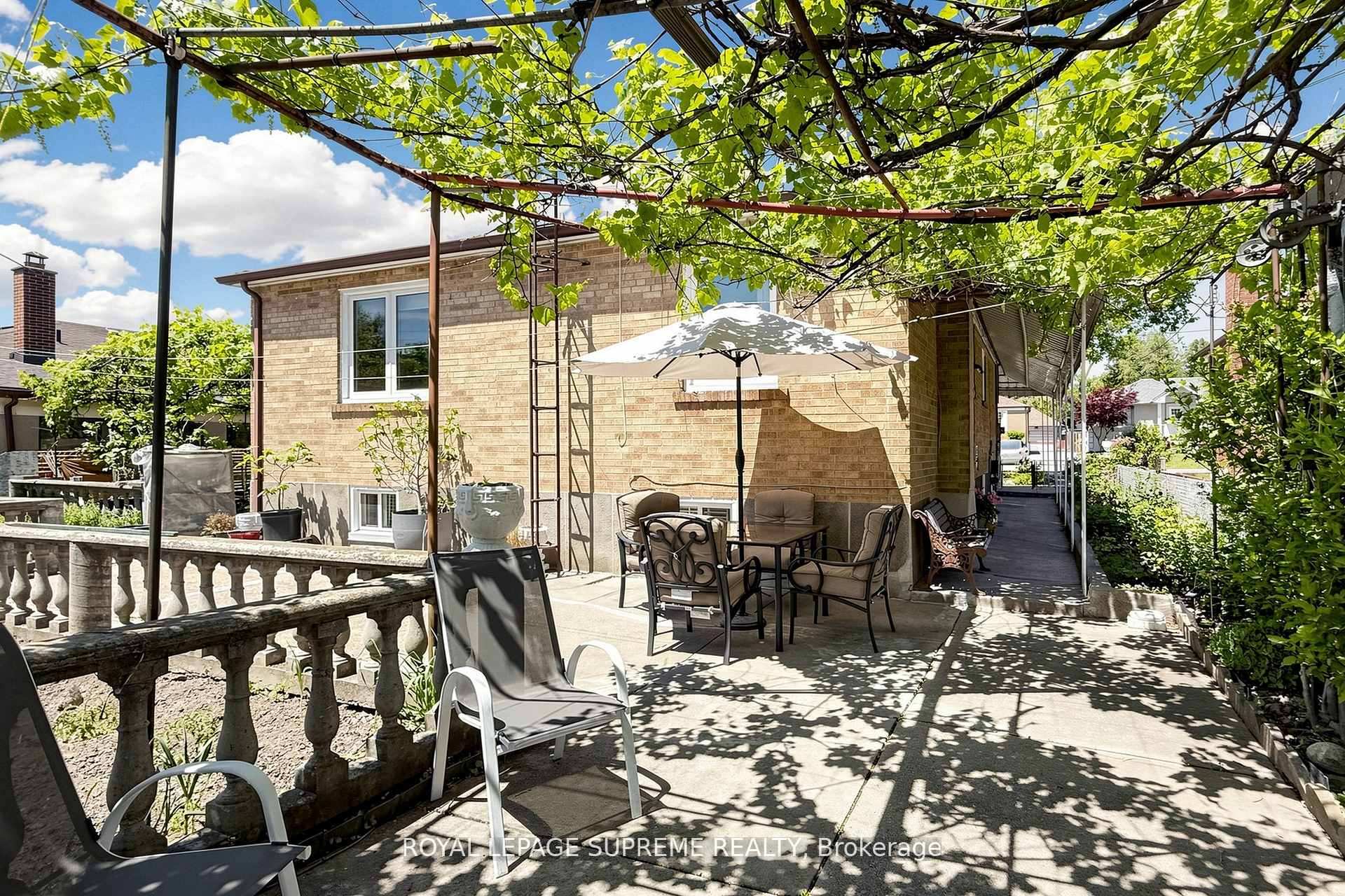 243 Epsom Downs Drive, Toronto