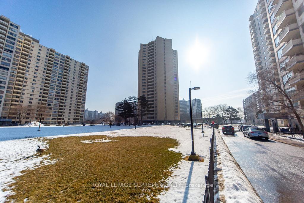 330 Dixon Road 2101, Toronto Unit: 2101