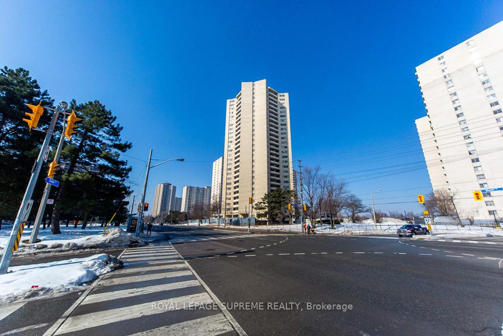 330 Dixon Road 2101, Toronto Unit: 2101