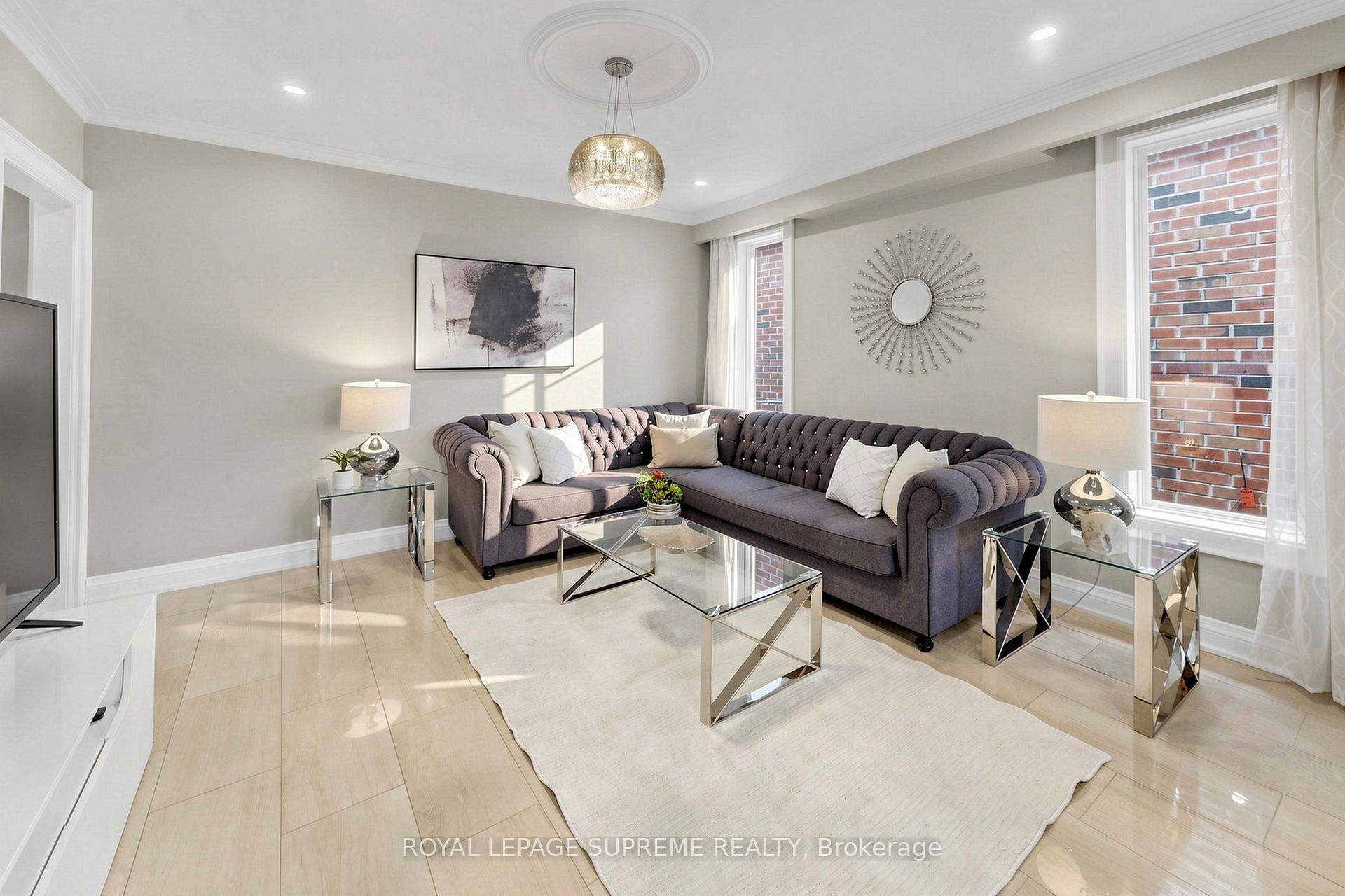 46 Chiswick Avenue, Toronto