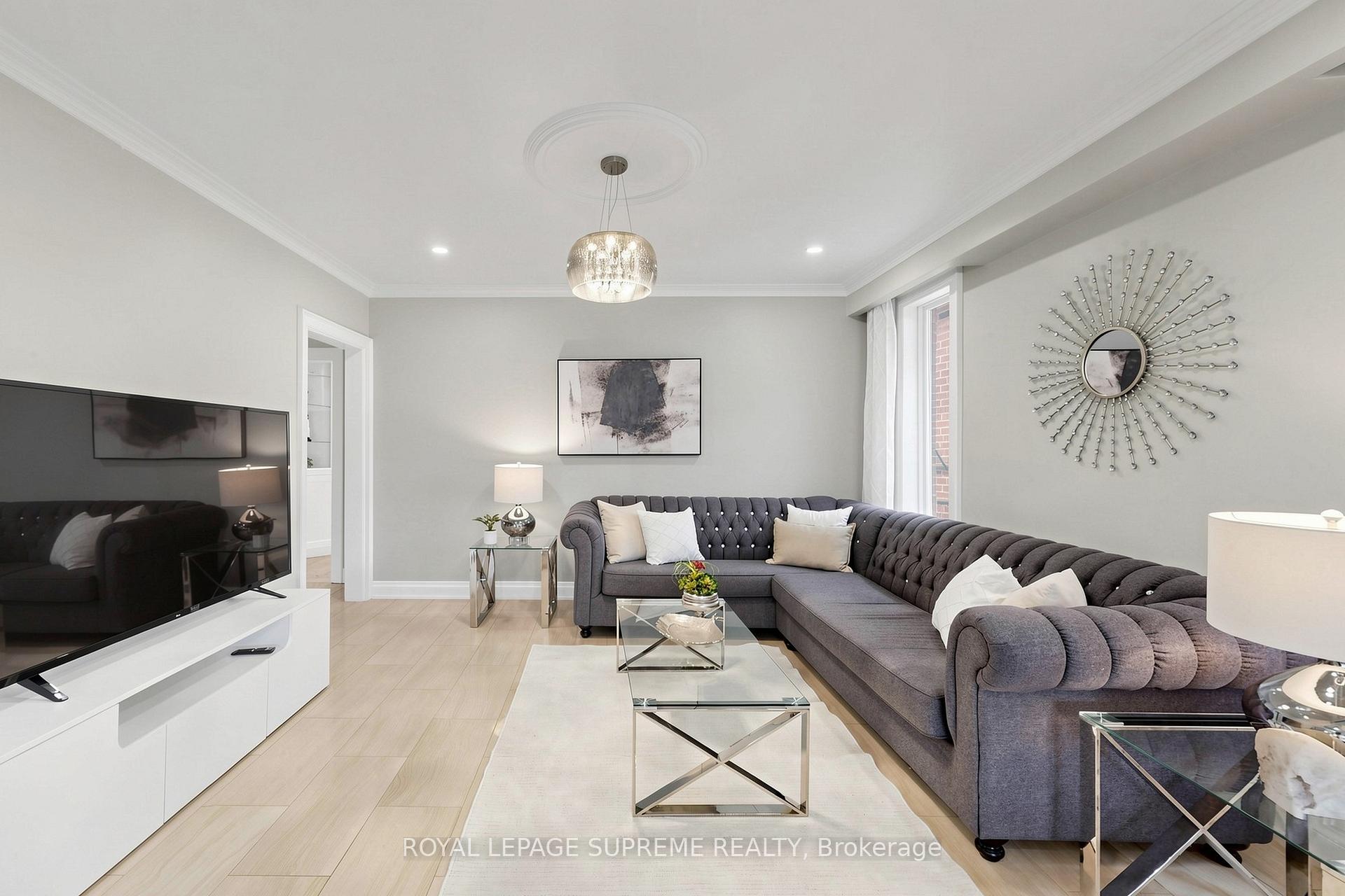 46 Chiswick Avenue, Toronto