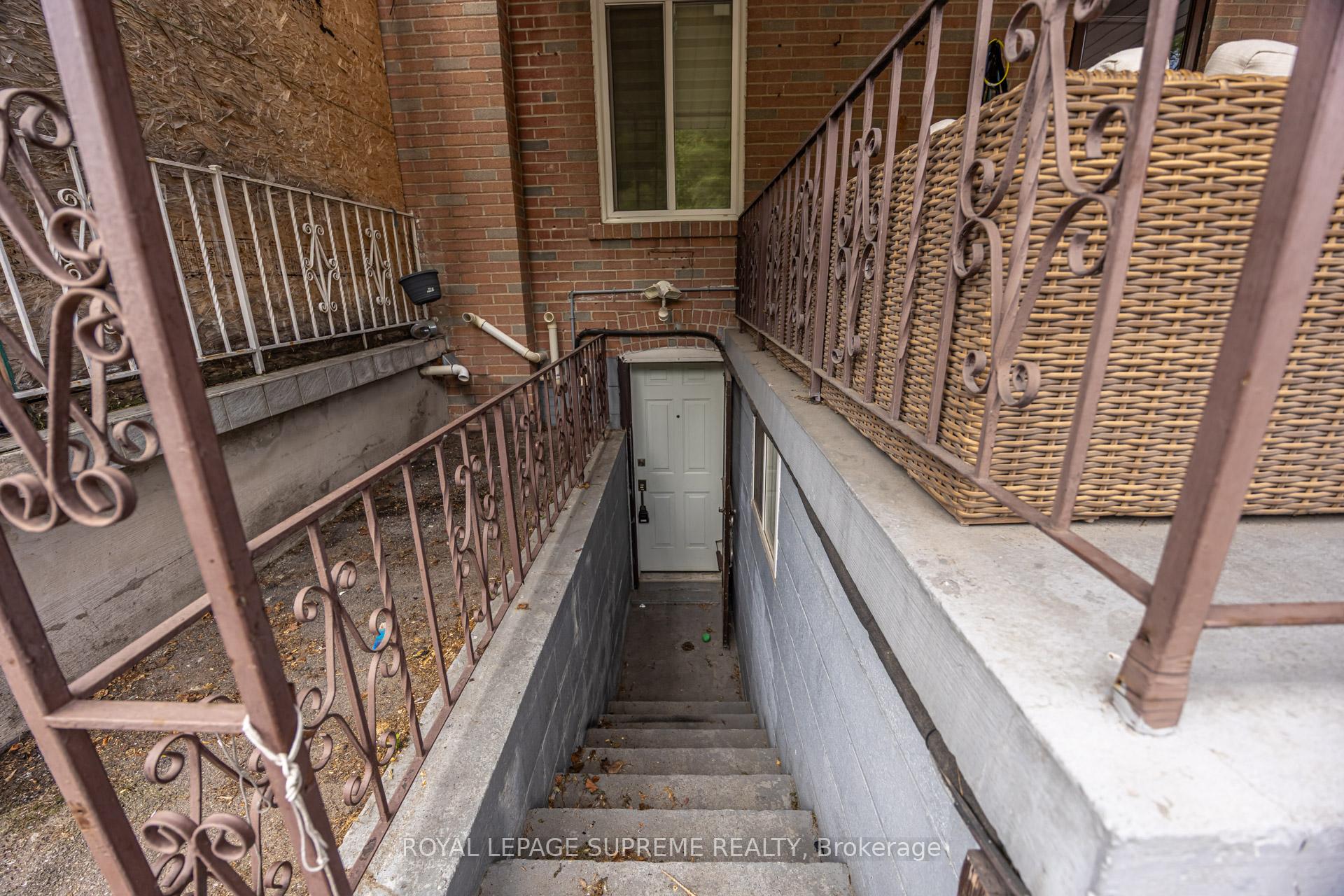 27 Dalrymple Drive, Toronto