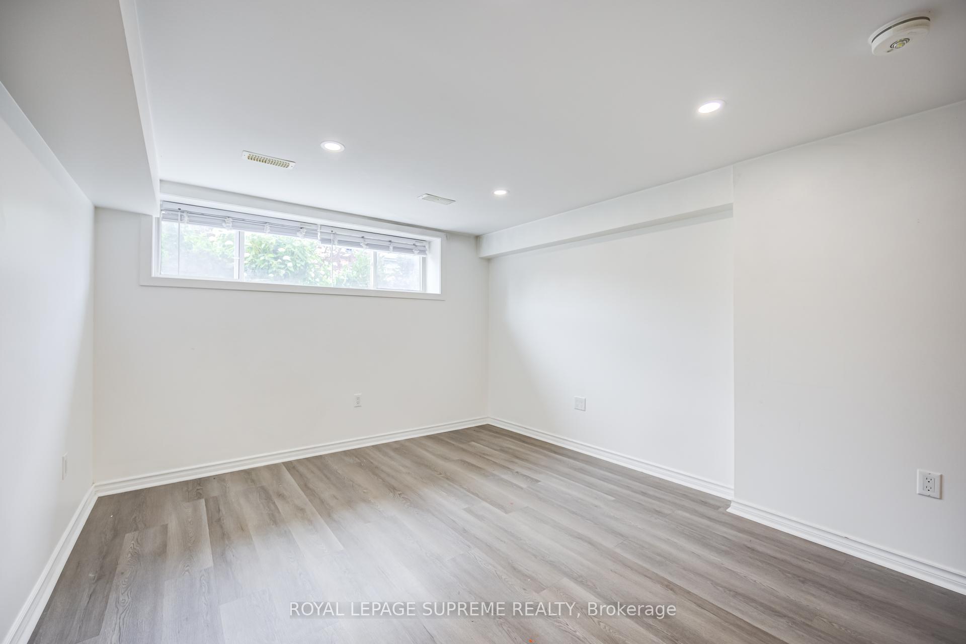 27 Dalrymple Drive, Toronto