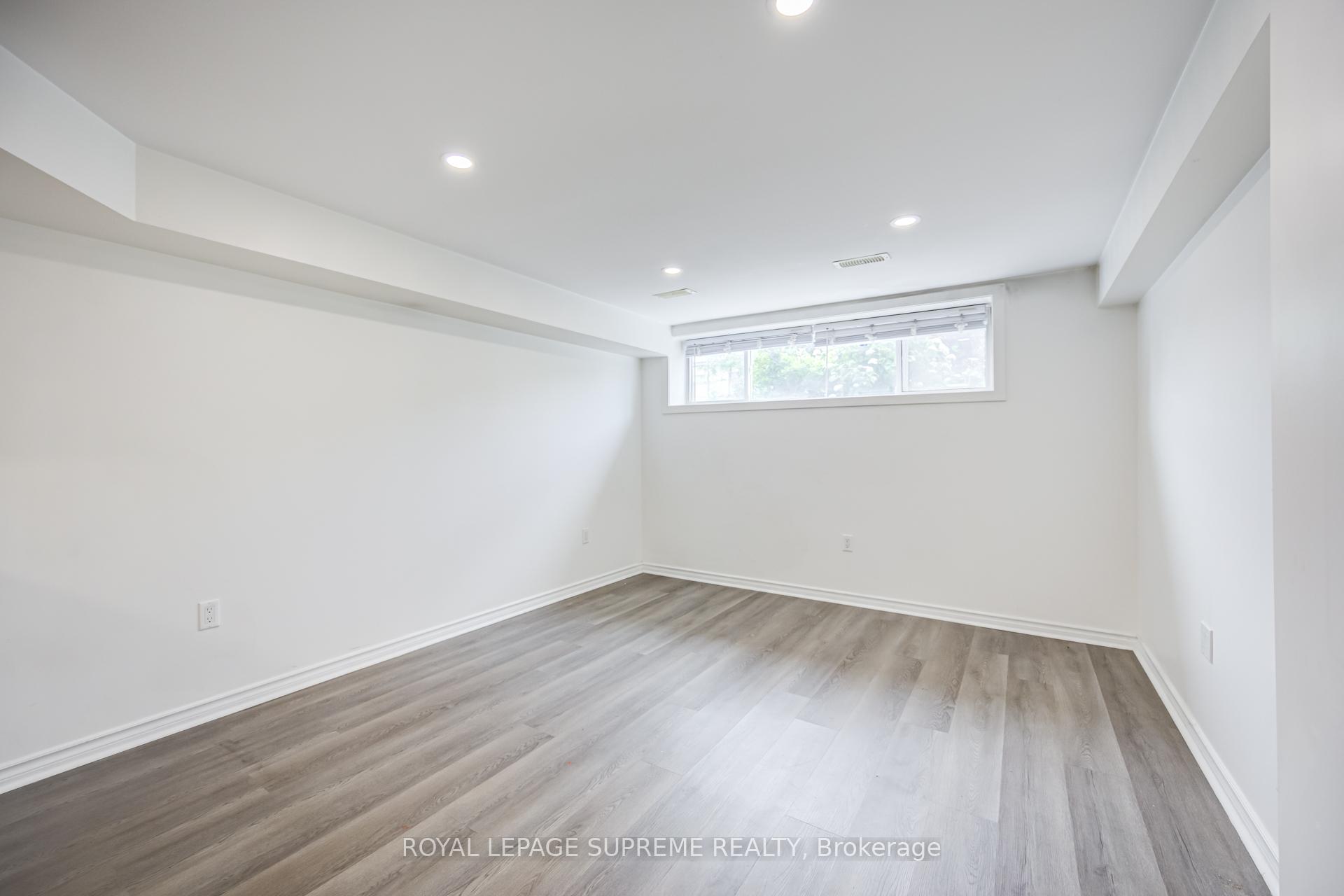 27 Dalrymple Drive, Toronto