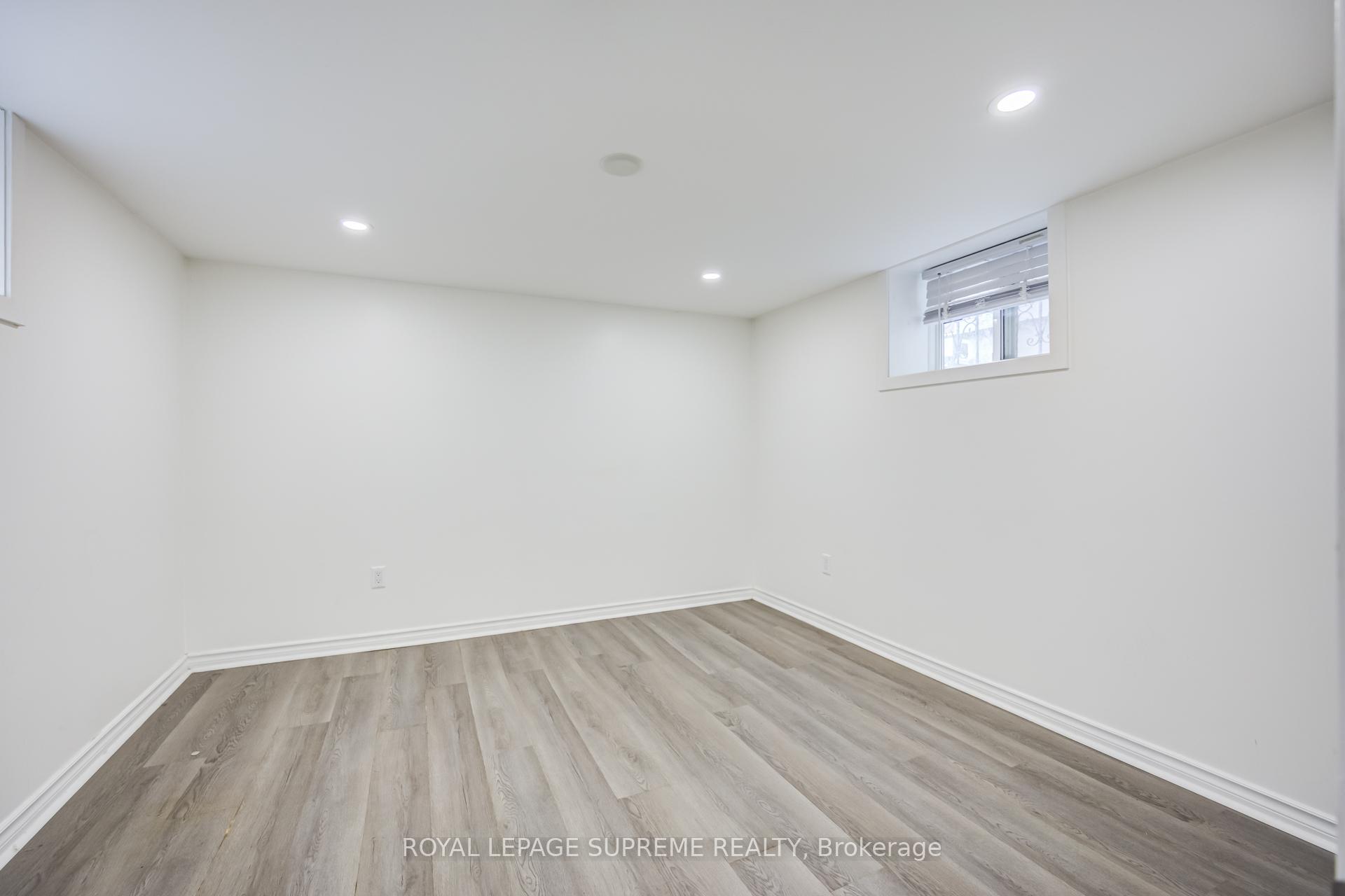 27 Dalrymple Drive, Toronto