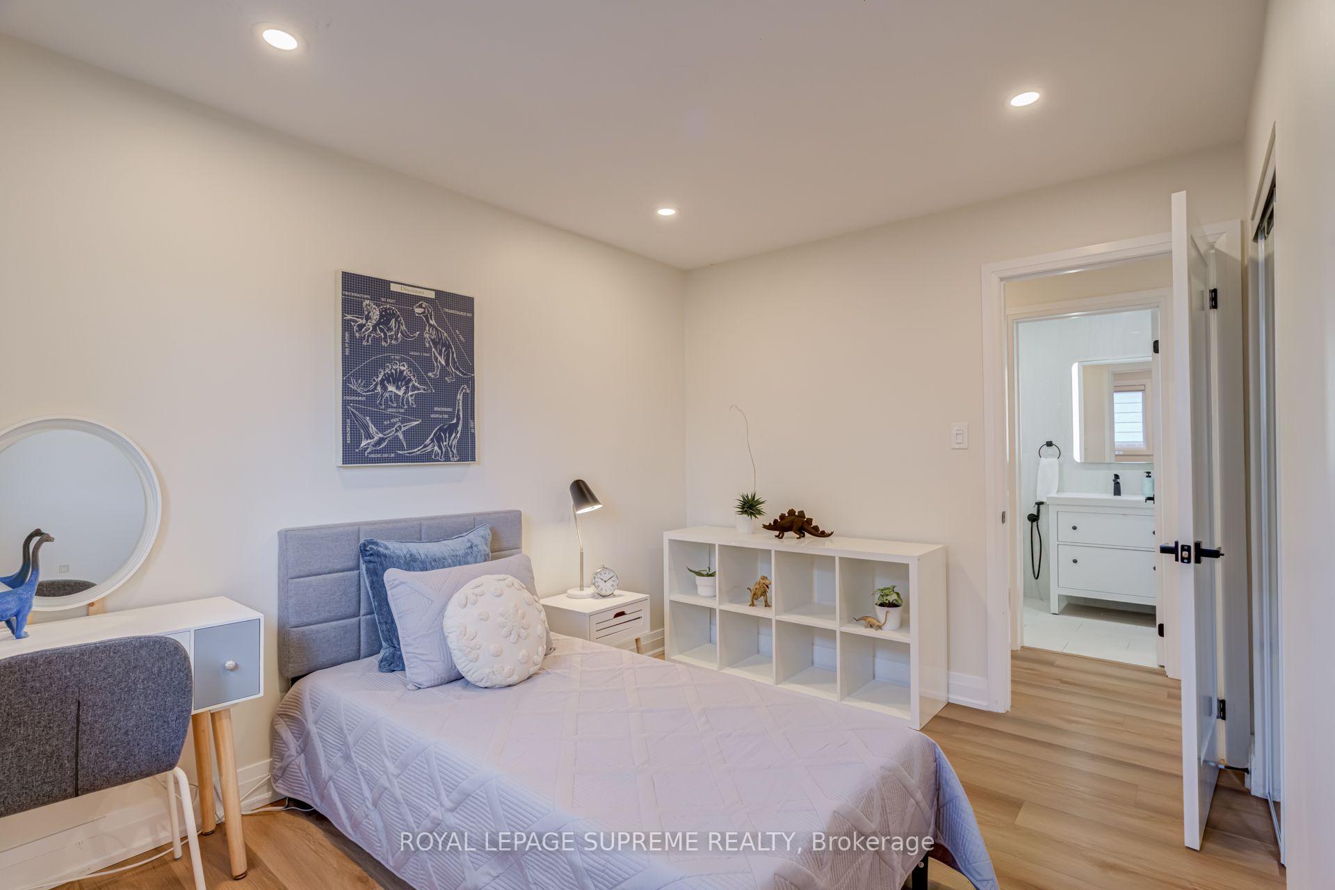 143 Voltarie Crescent