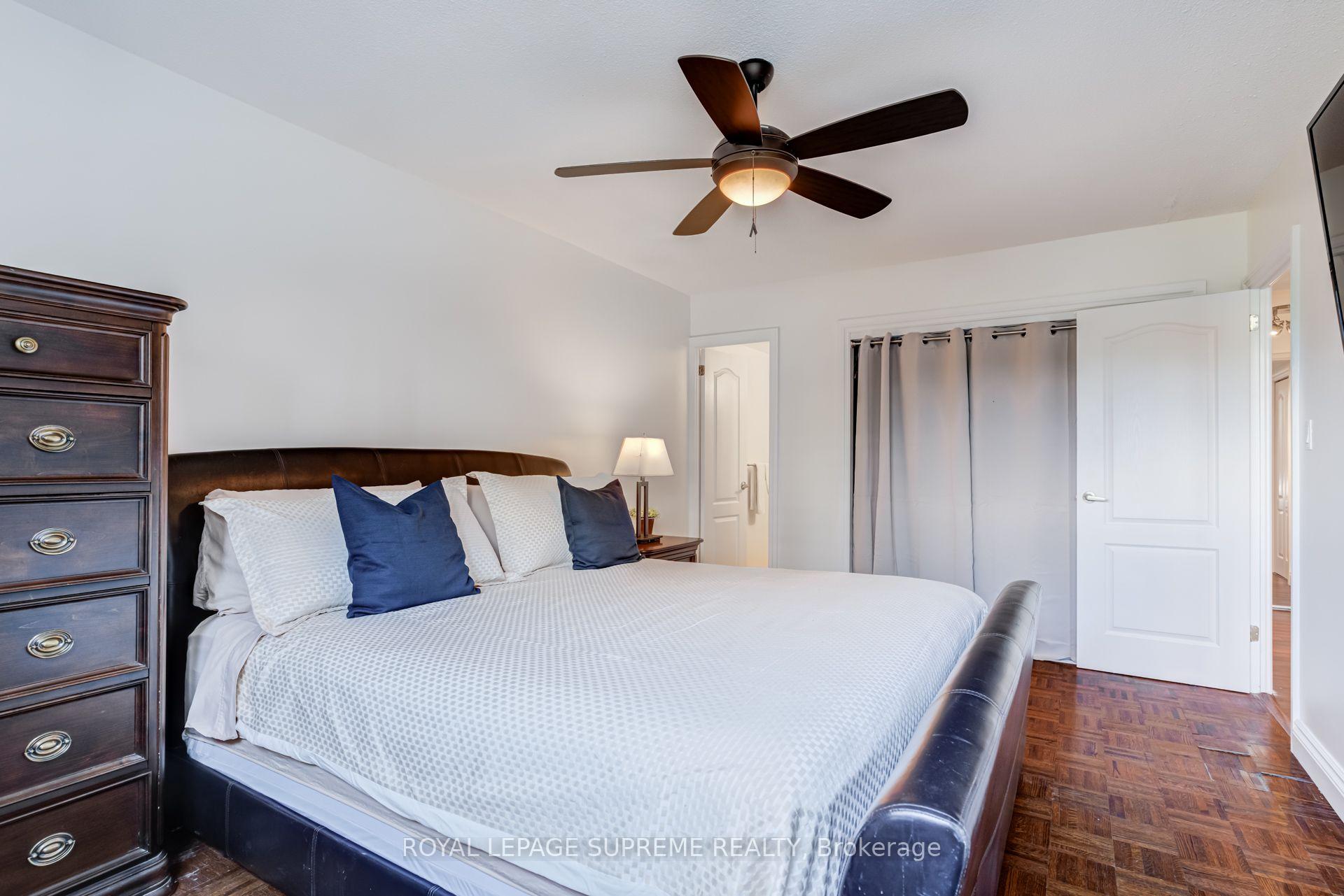 250 Scarlett Road 305, Toronto Unit: 305