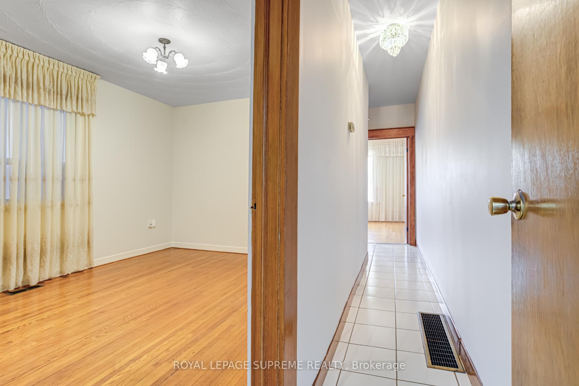 160 Shanly Street Lower, Toronto Unit: Lower