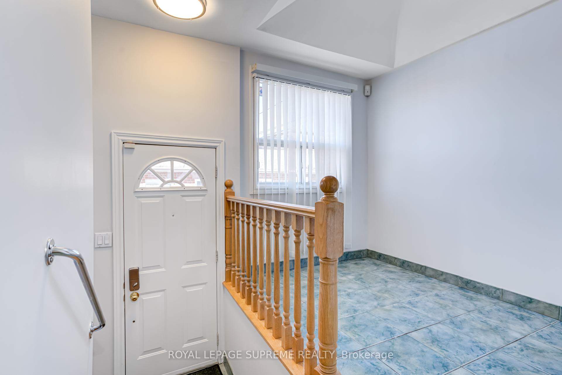 160 Shanly Street Lower, Toronto Unit: Lower