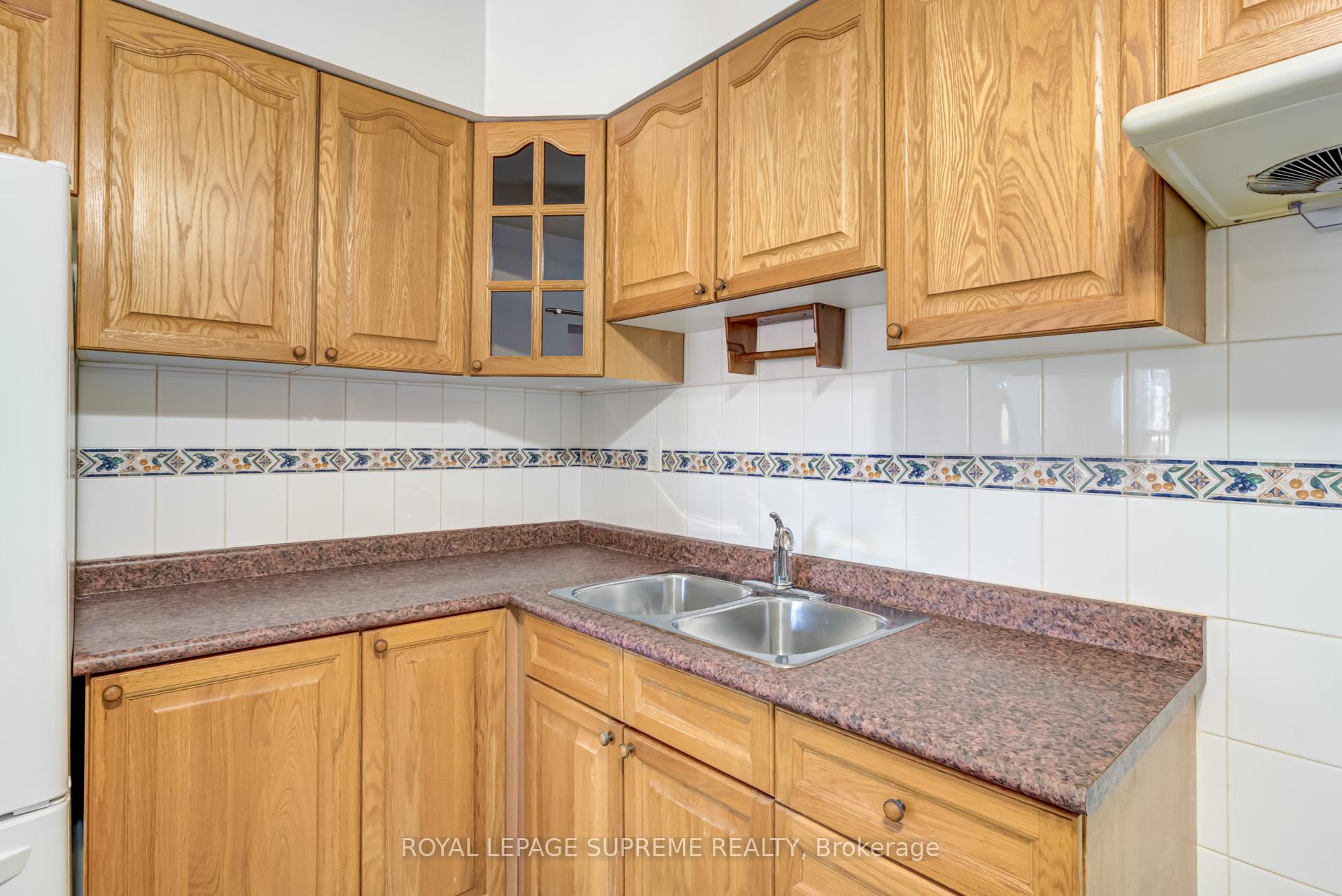 160 Shanly Street Lower, Toronto Unit: Lower
