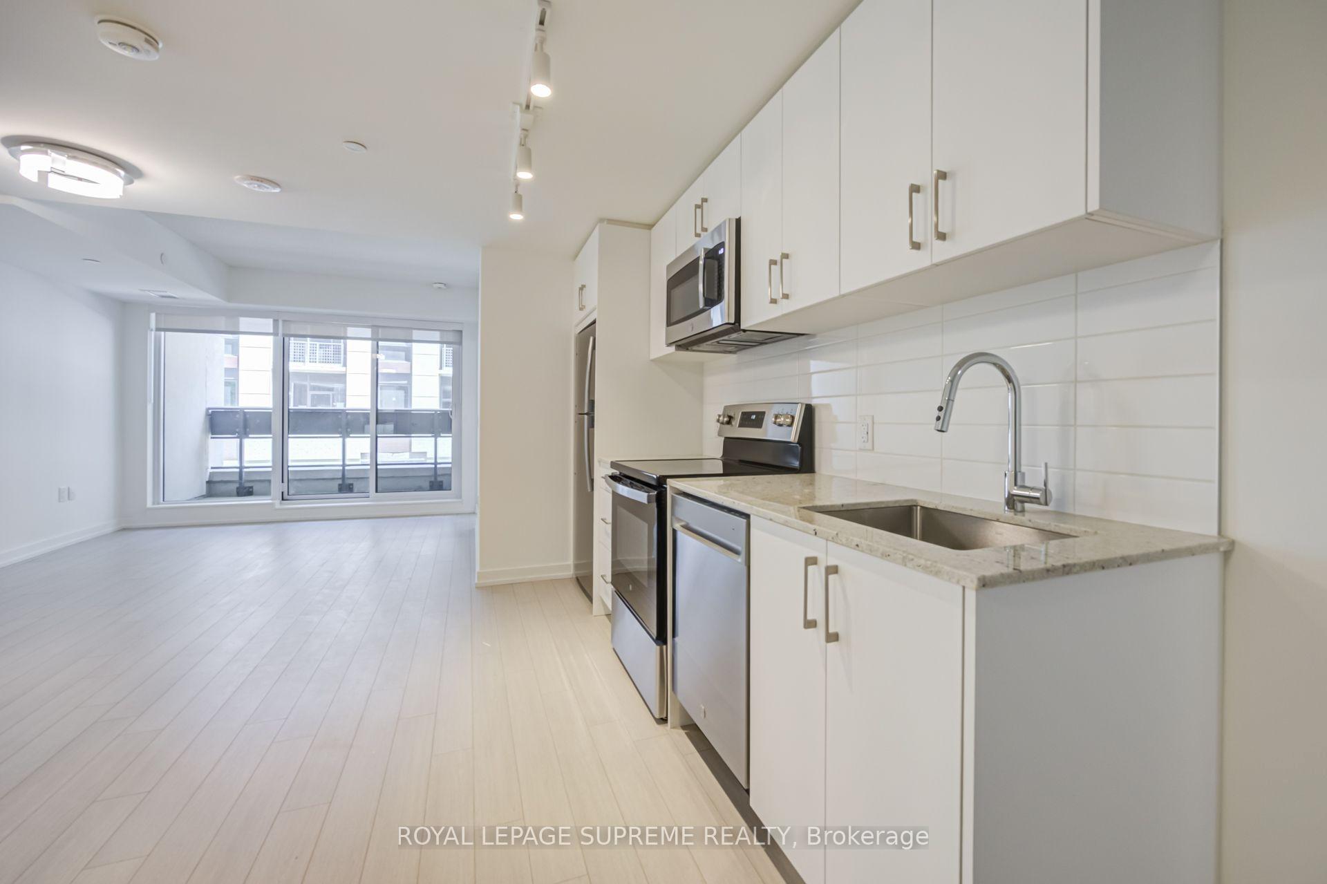 4010 Eglinton Avenue W 215, Toronto Unit: 215