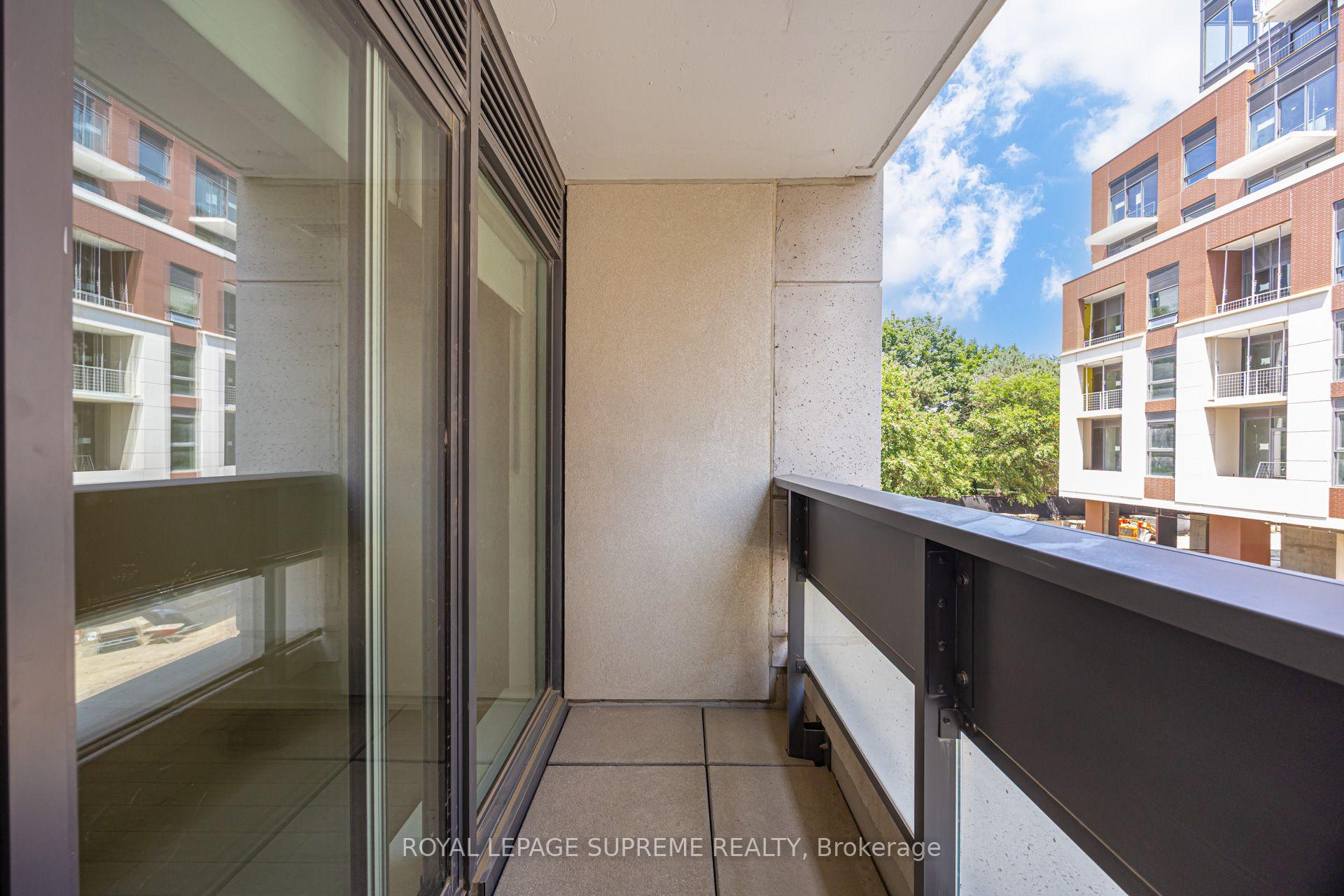 4010 Eglinton Avenue W 215, Toronto Unit: 215