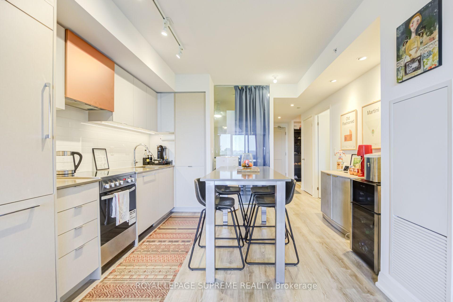 10 Gibbs Road 414, Toronto Unit: 414