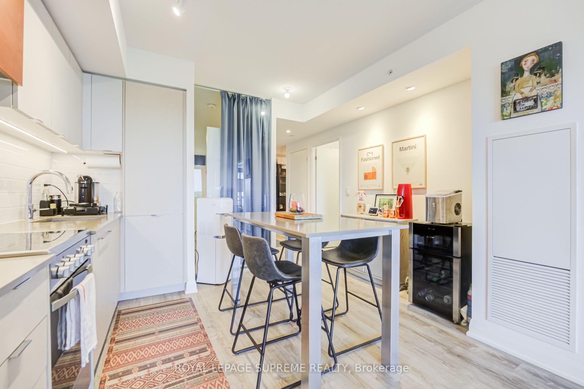 10 Gibbs Road 414, Toronto Unit: 414