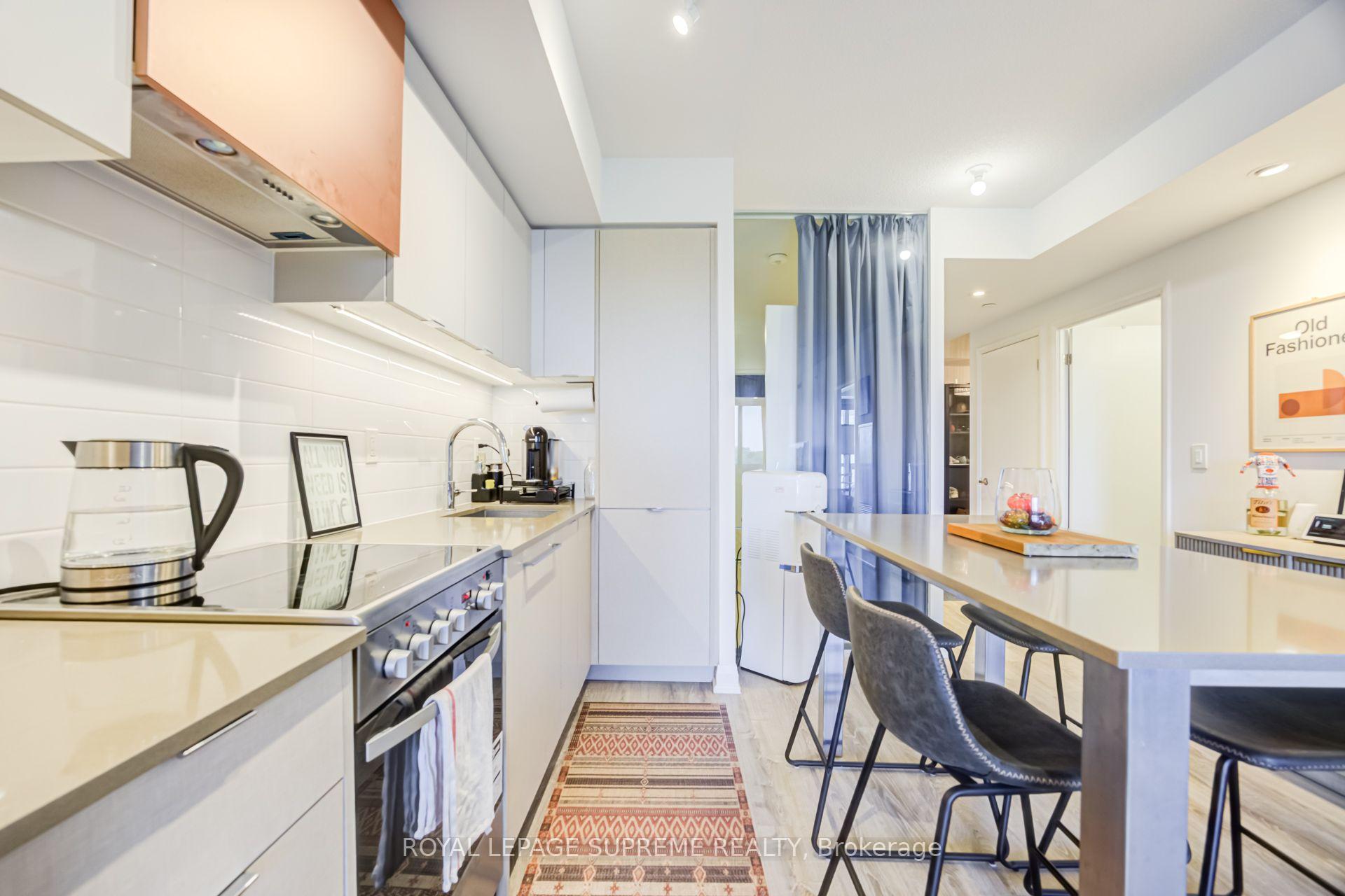 10 Gibbs Road 414, Toronto Unit: 414