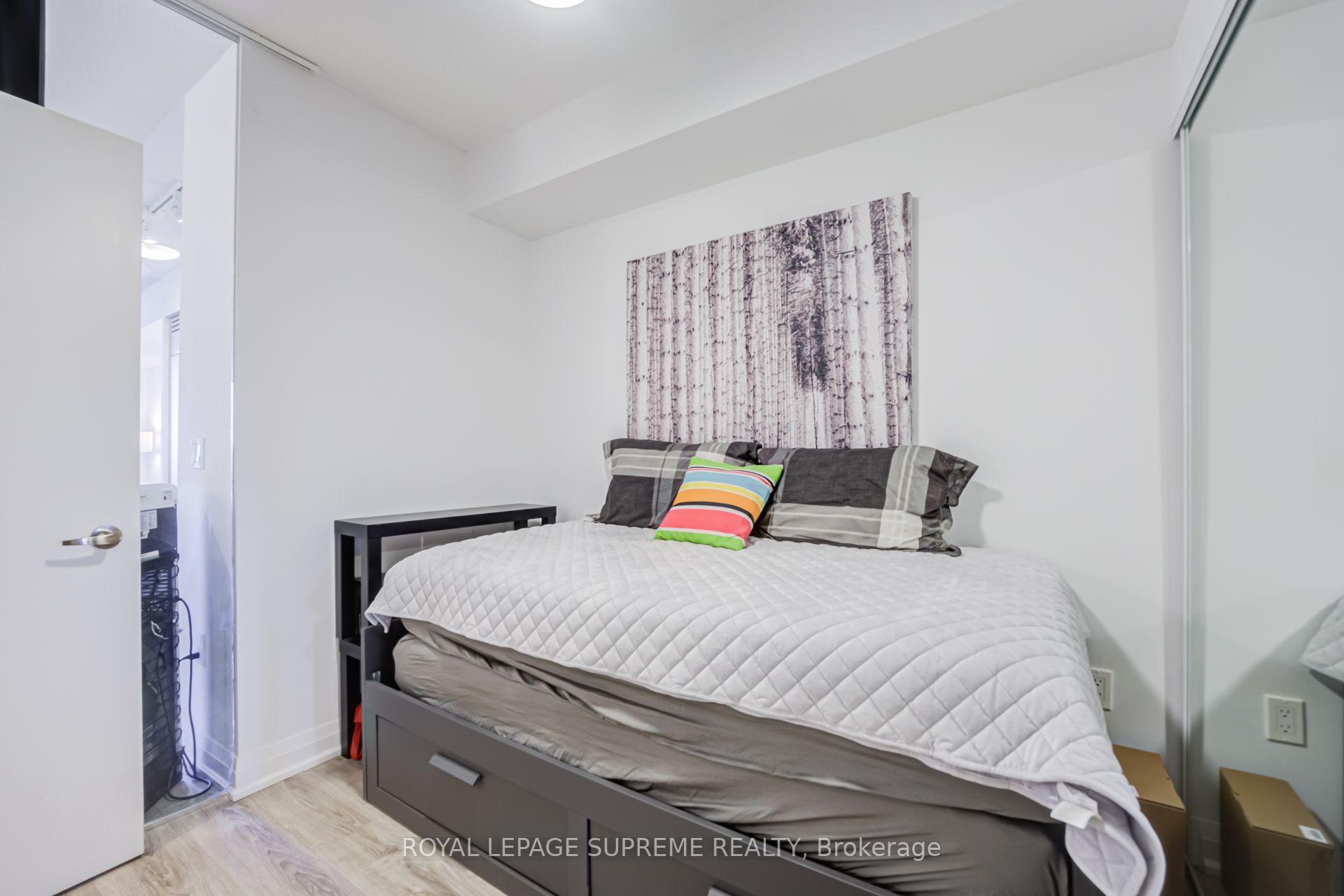 10 Gibbs Road 414, Toronto Unit: 414