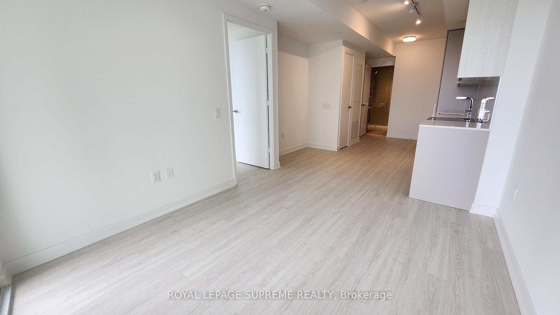 3883 Quartz Road 905