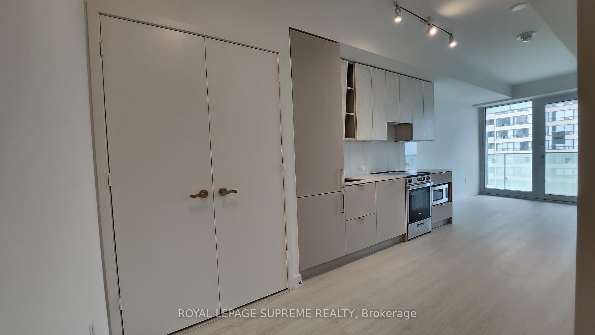 3883 Quartz Road 905