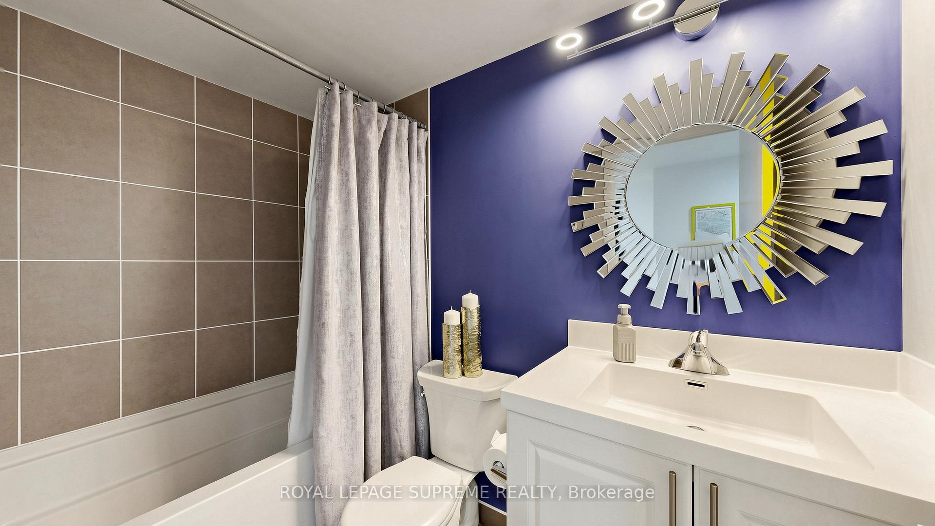830 W Lawrence Avenue W 2702, Toronto Unit: 2702