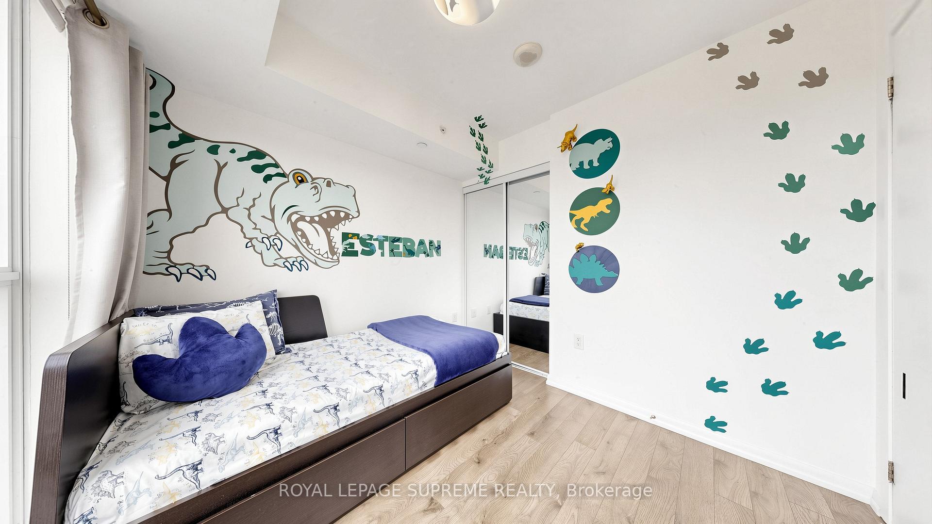 830 W Lawrence Avenue W 2702, Toronto Unit: 2702