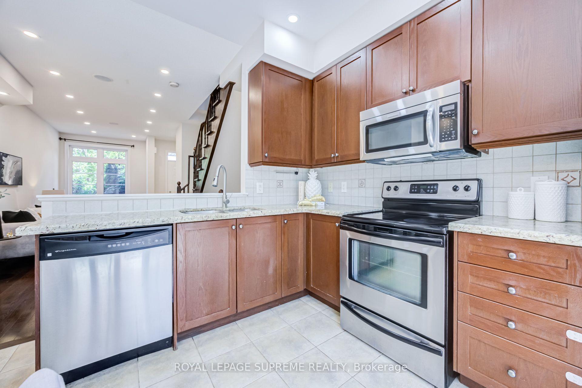 19B Hobden Place, Toronto