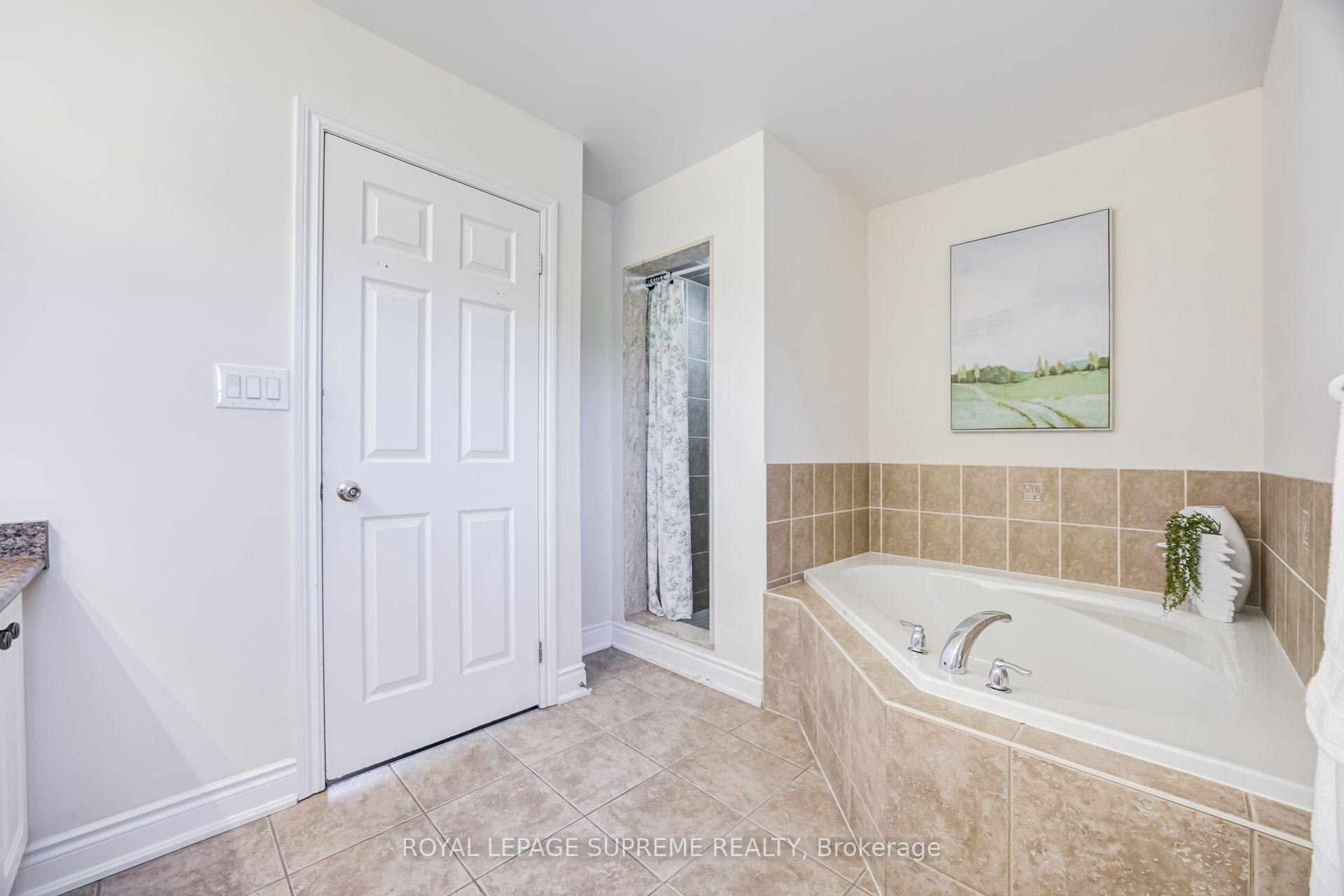 19B Hobden Place, Toronto