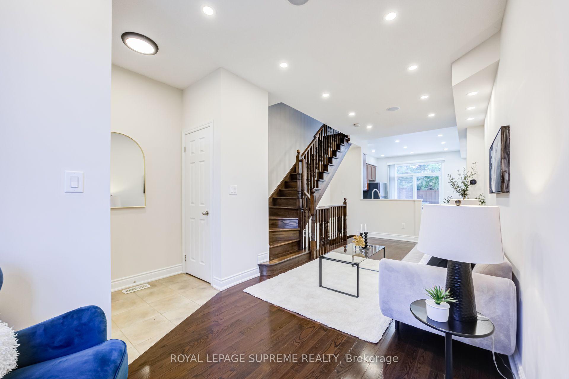 19B Hobden Place, Toronto