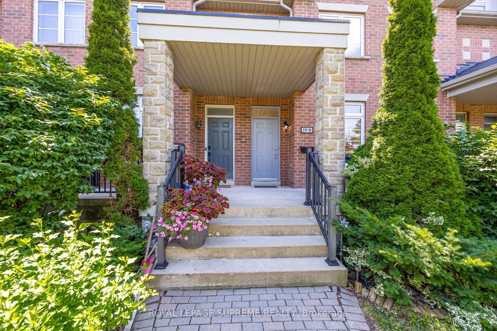19B Hobden Place, Toronto