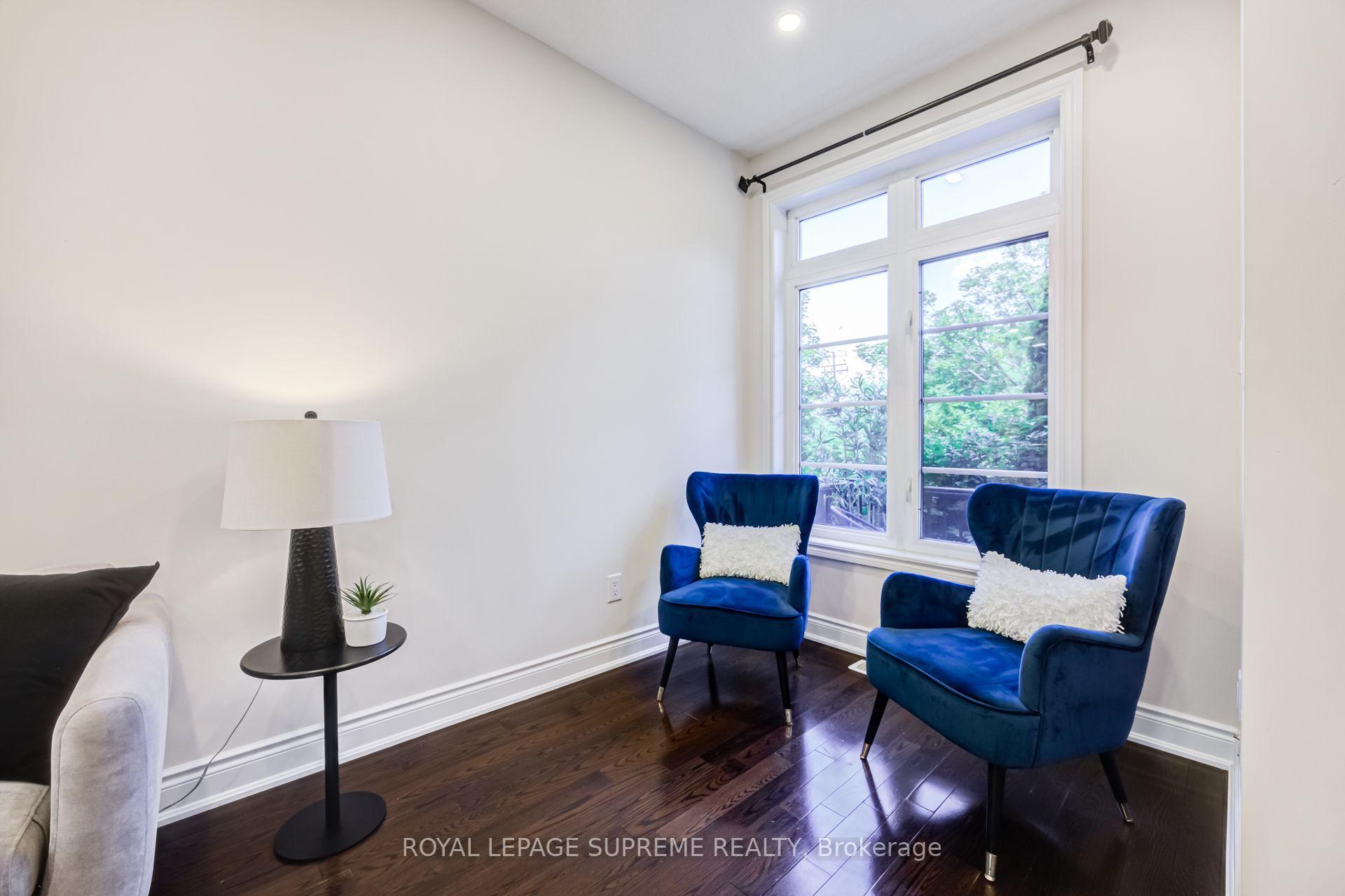 19B Hobden Place, Toronto
