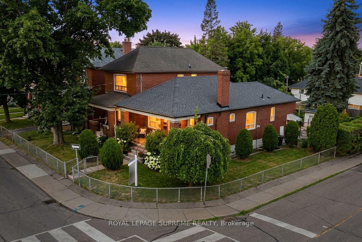 50 Brookside Avenue, Toronto
