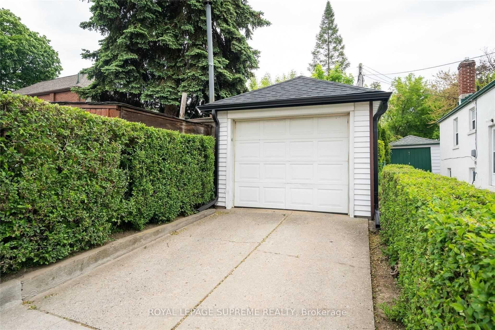 50 Brookside Avenue, Toronto
