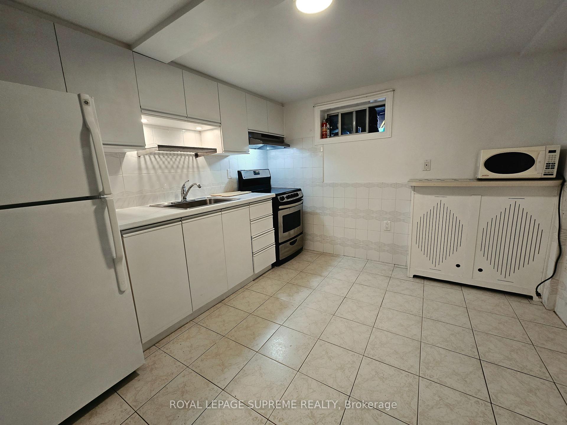 20 Edna Avenue Basement, Toronto Unit: Basement