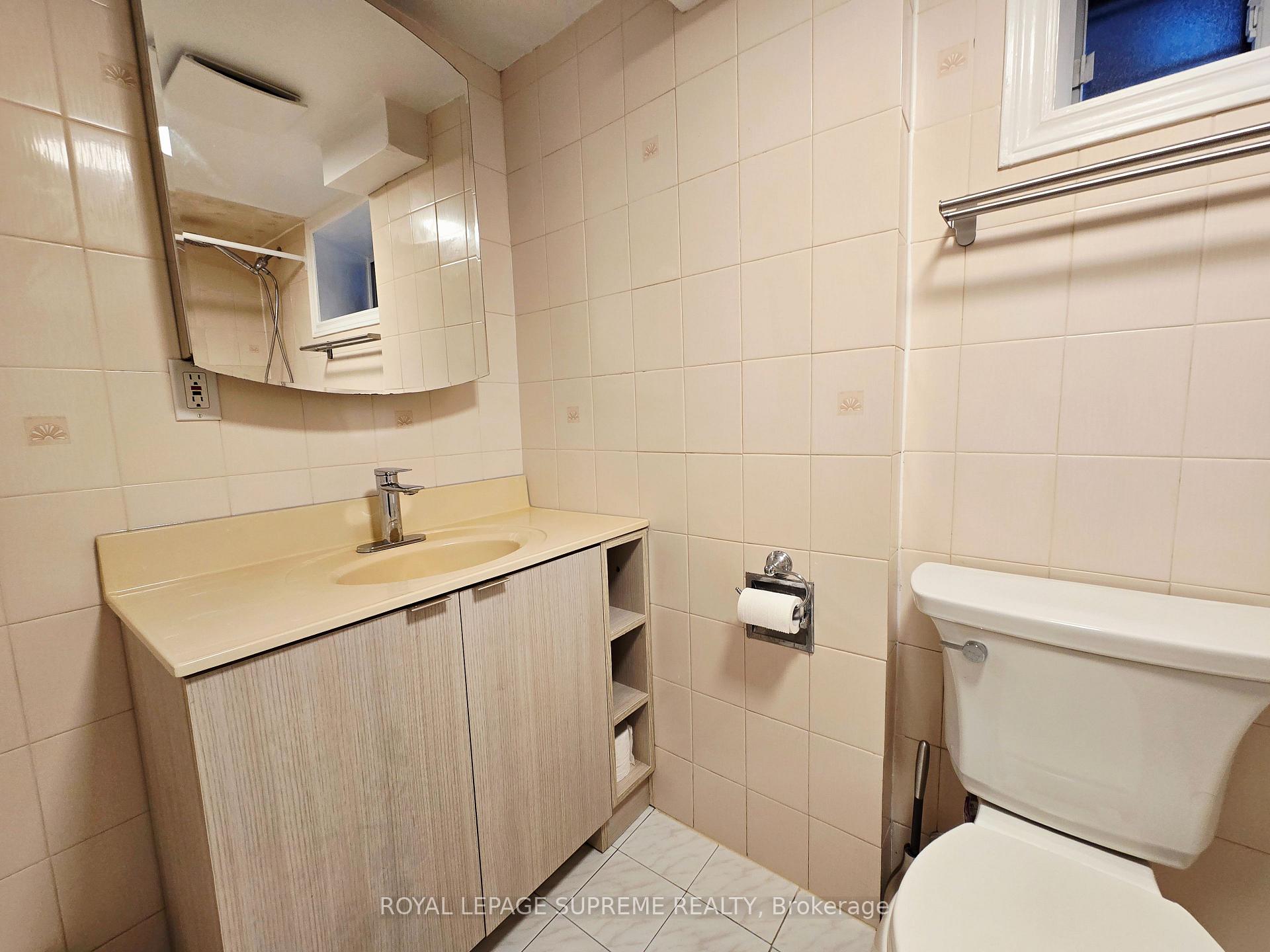 20 Edna Avenue Basement, Toronto Unit: Basement