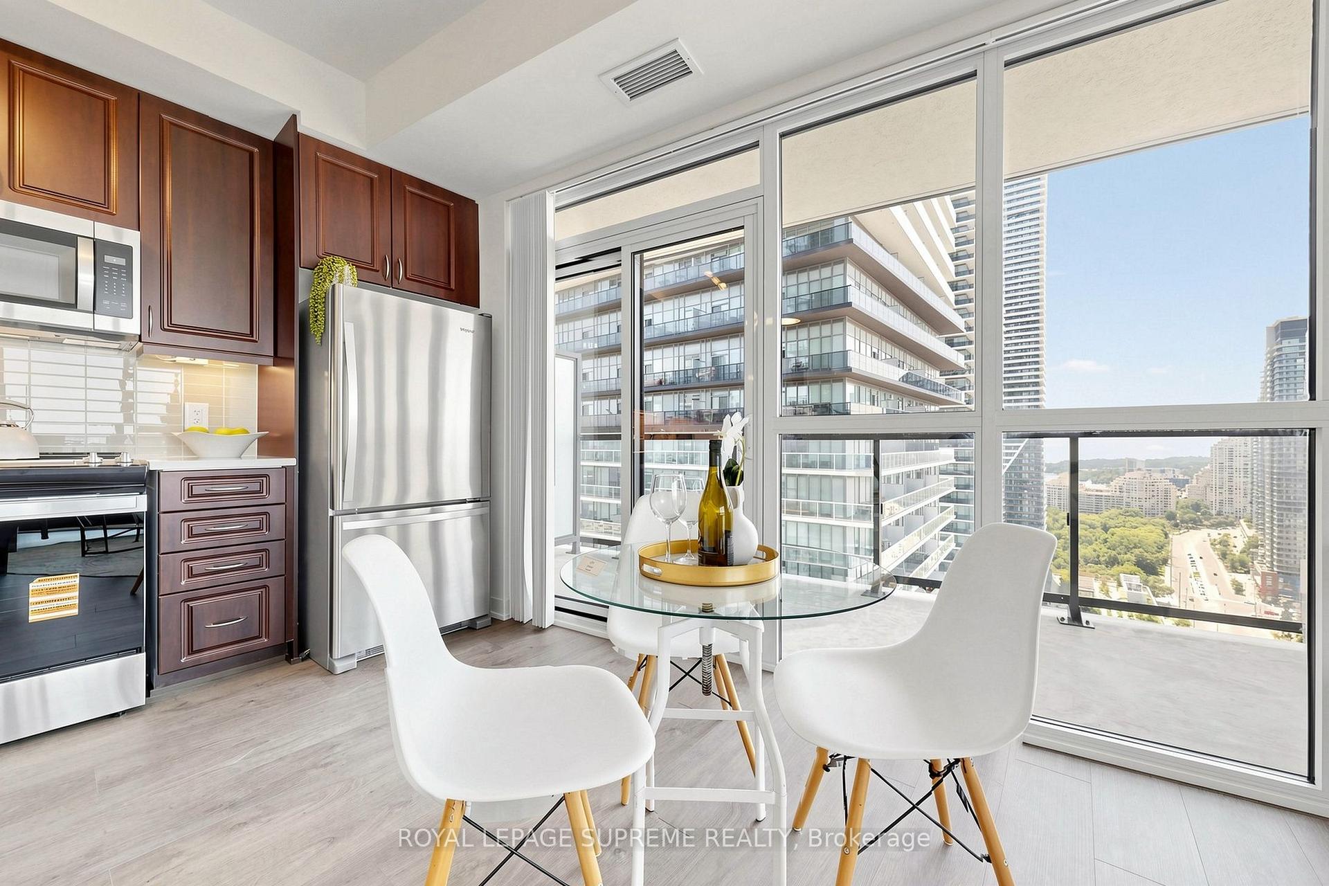 38 Annie Craig Drive 2708, Toronto Unit: 2708